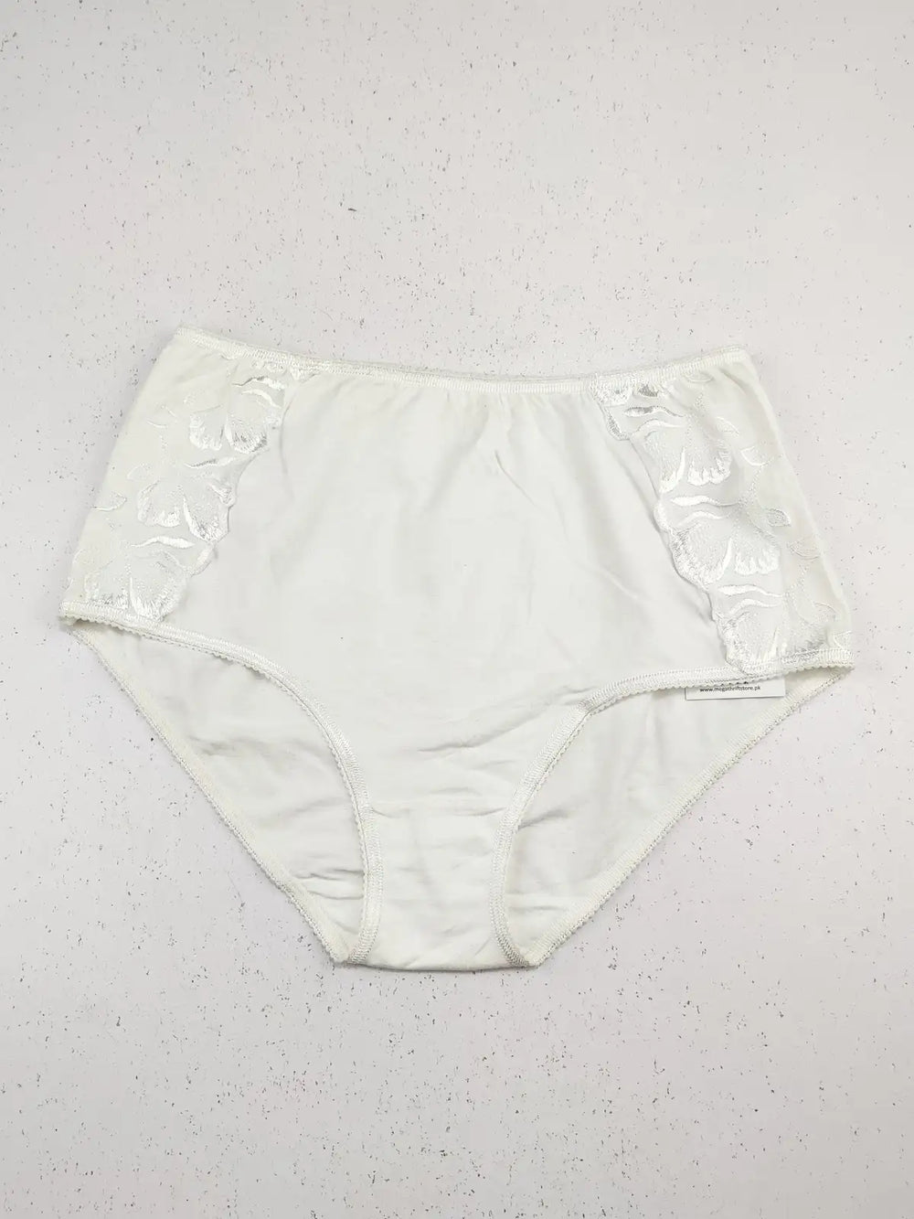 Buy online pre-used pre-loved 100% authentic & Original branded Marks & Spencer (PU-278) available in Pakistan. Top international brands avilable.