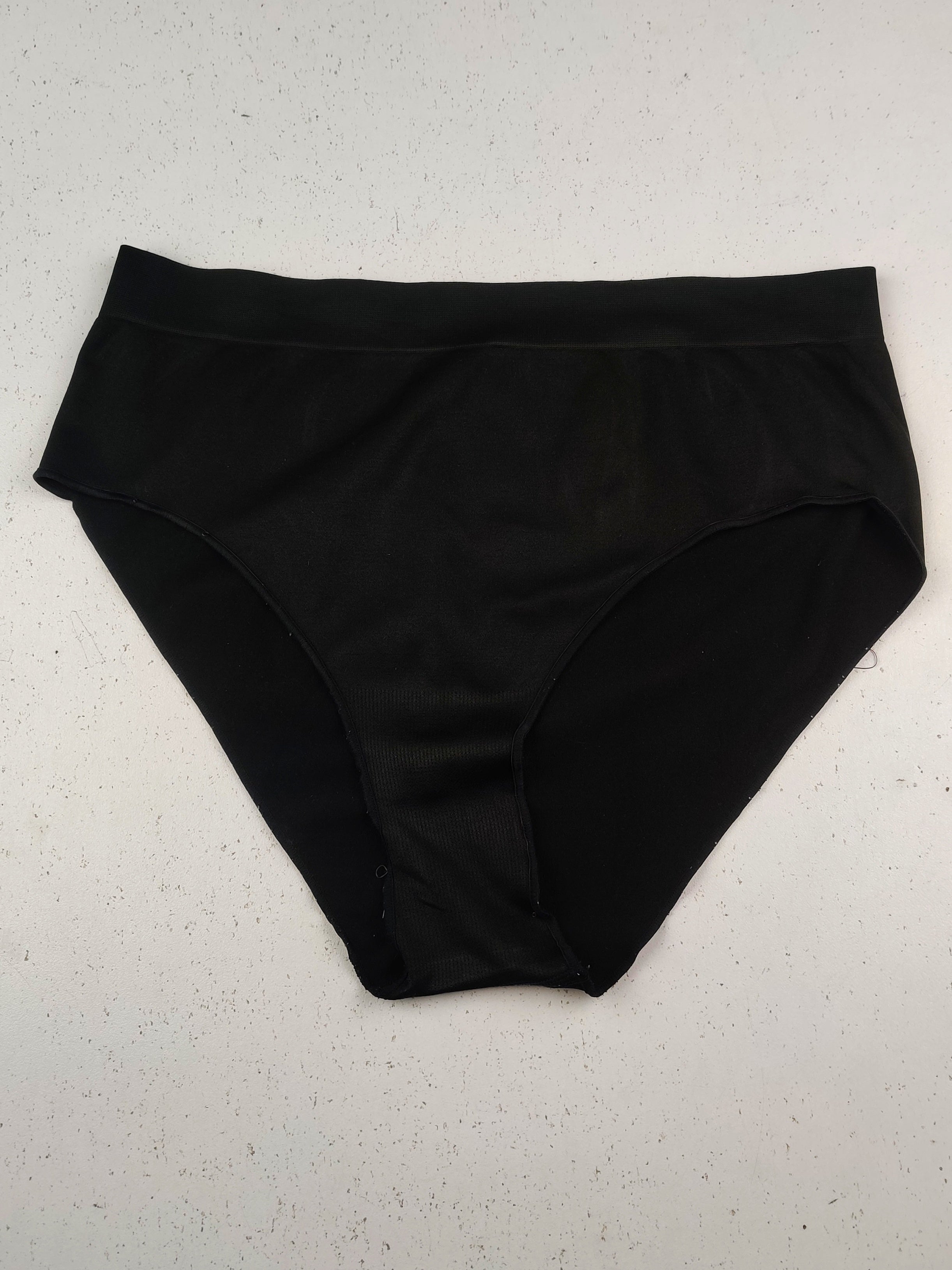 Buy online pre-used pre-loved 100% authentic & Original branded Primark (PU-2793) available in Pakistan. Top international brands avilable.