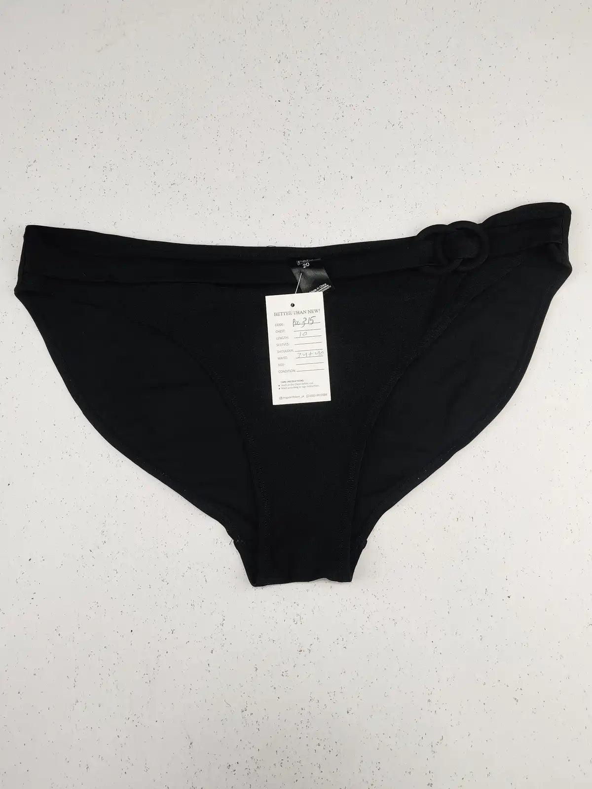 Buy online pre-used pre-loved 100% authentic & Original branded F&F (PU-315) available in Pakistan. Top international brands avilable.