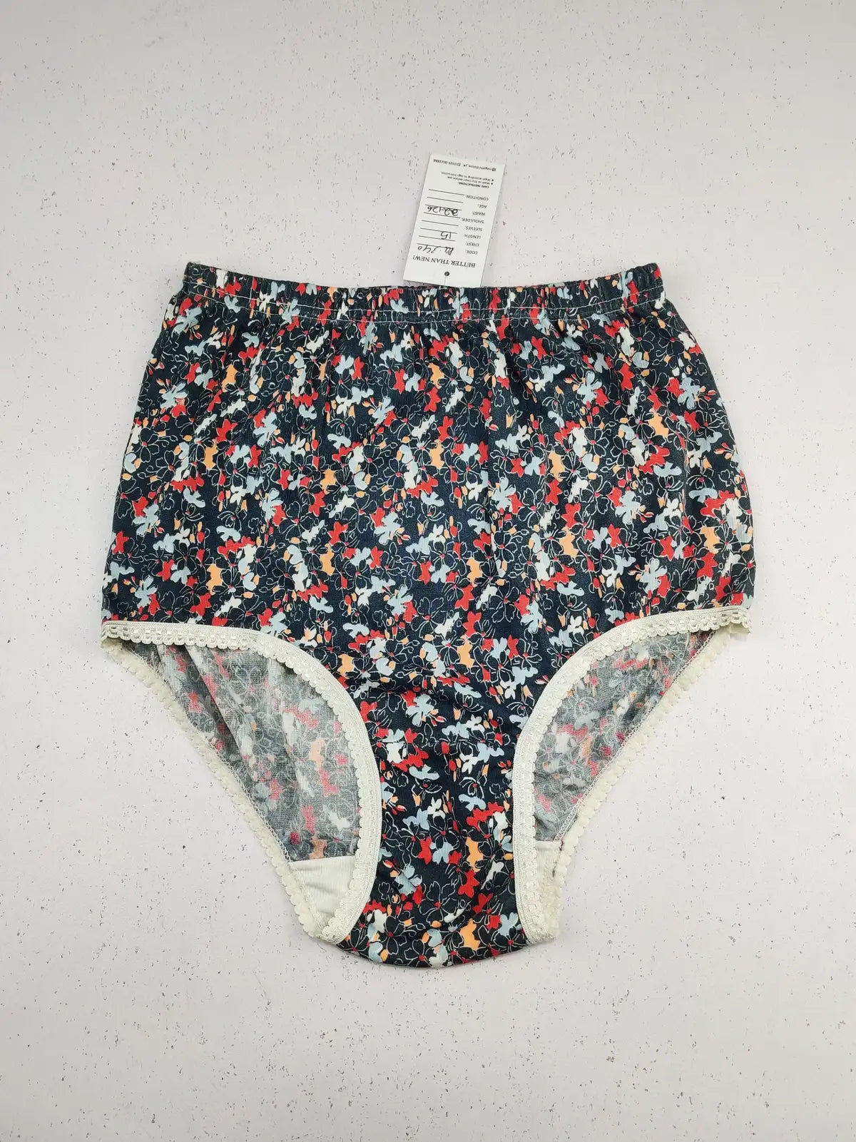 Buy online pre-used pre-loved 100% authentic & Original branded Unknown Brand (PU-340) available in Pakistan. Top international brands avilable.