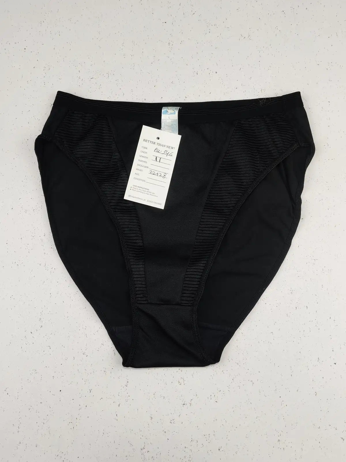 Buy online pre-used pre-loved 100% authentic & Original branded Unknown Brand (PU-346) available in Pakistan. Top international brands avilable.