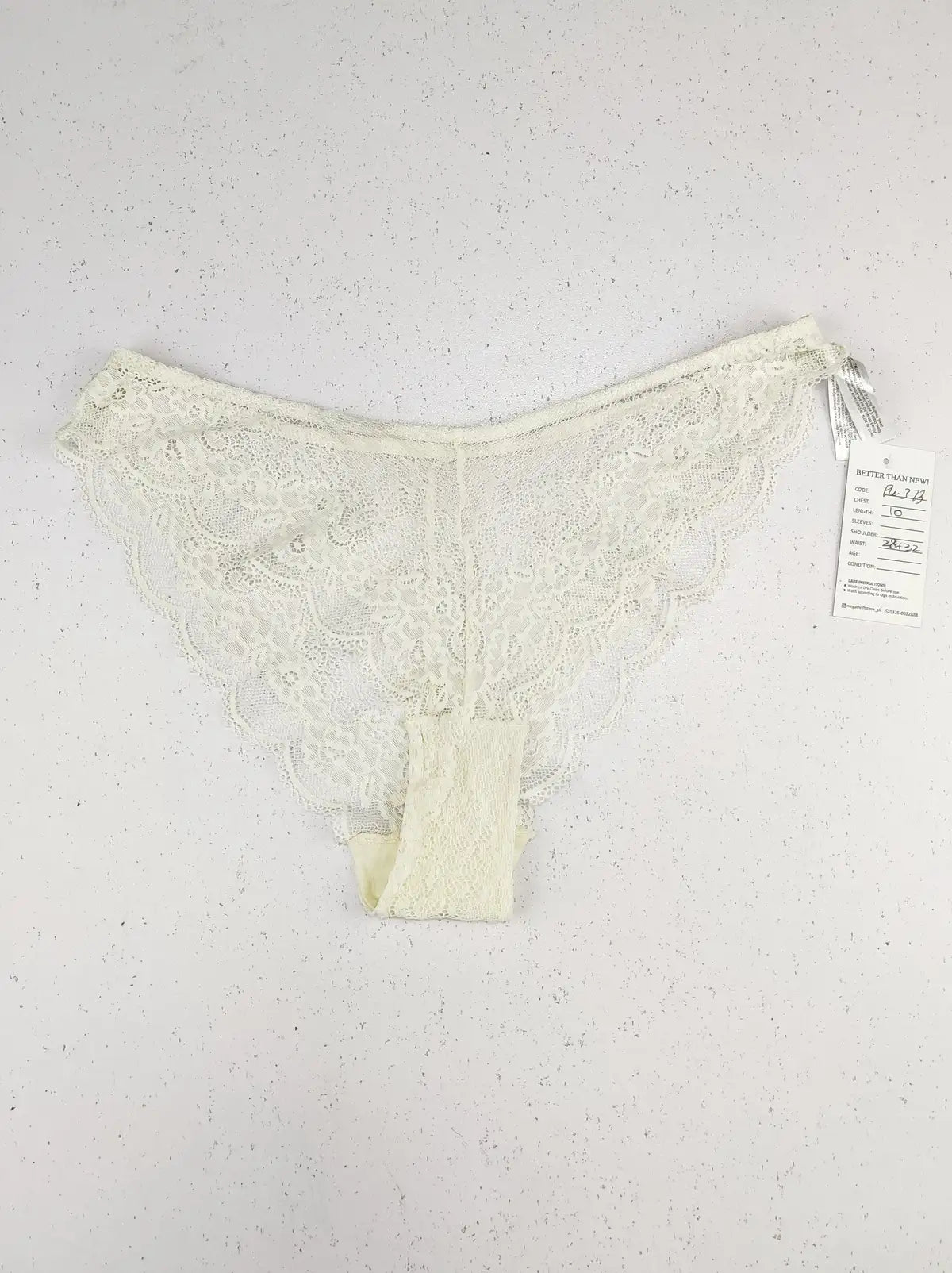 Buy online pre-used pre-loved 100% authentic & Original branded Primark (PU-373) available in Pakistan. Top international brands avilable.