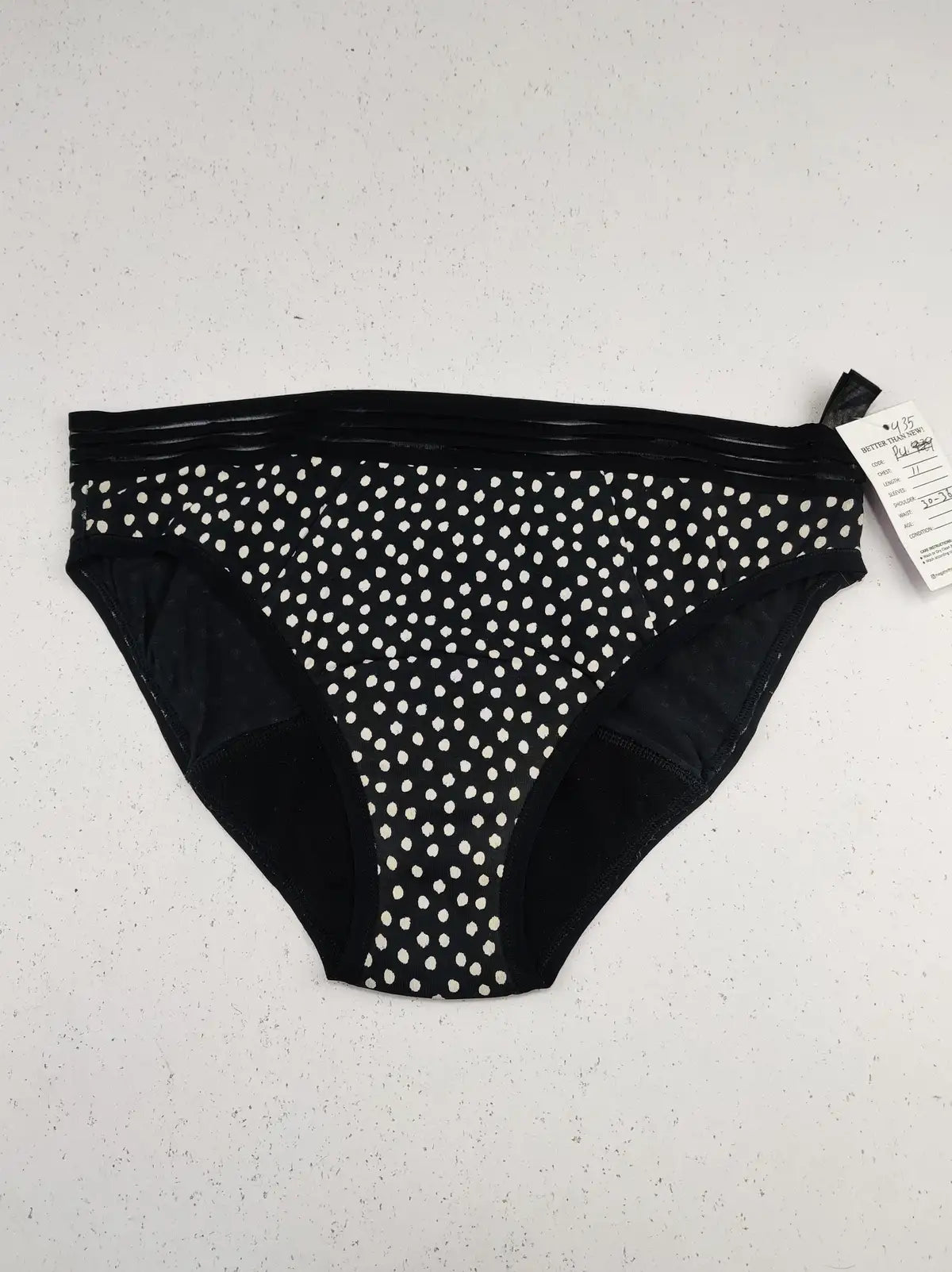 Buy online pre-used pre-loved 100% authentic & Original branded Marks & Spencer (PU-435) available in Pakistan. Top international brands avilable.
