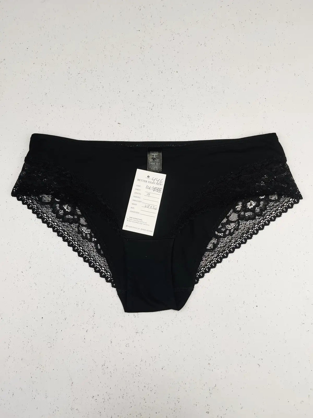 Buy online pre-used pre-loved 100% authentic & Original branded Marks & Spencer (PU-446) available in Pakistan. Top international brands avilable.