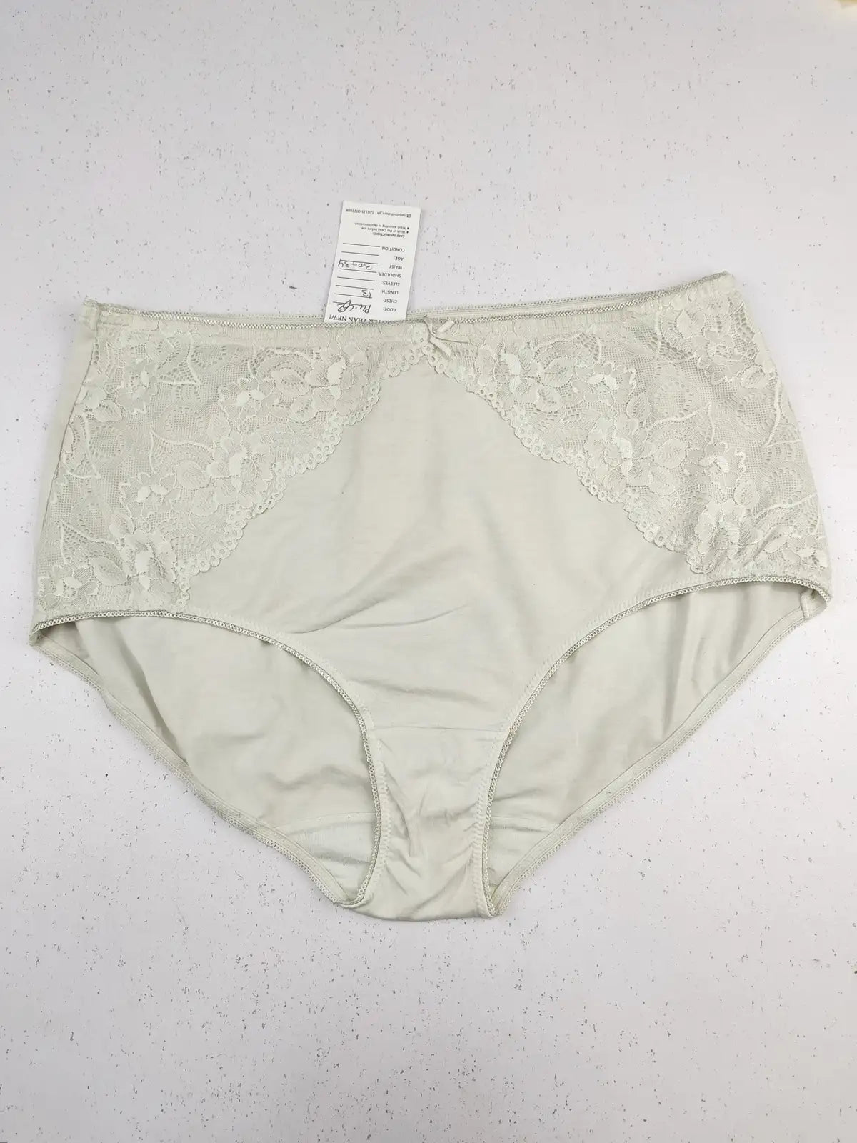 Buy online pre-used pre-loved 100% authentic & Original branded Tu (PU-452) available in Pakistan. Top international brands avilable.
