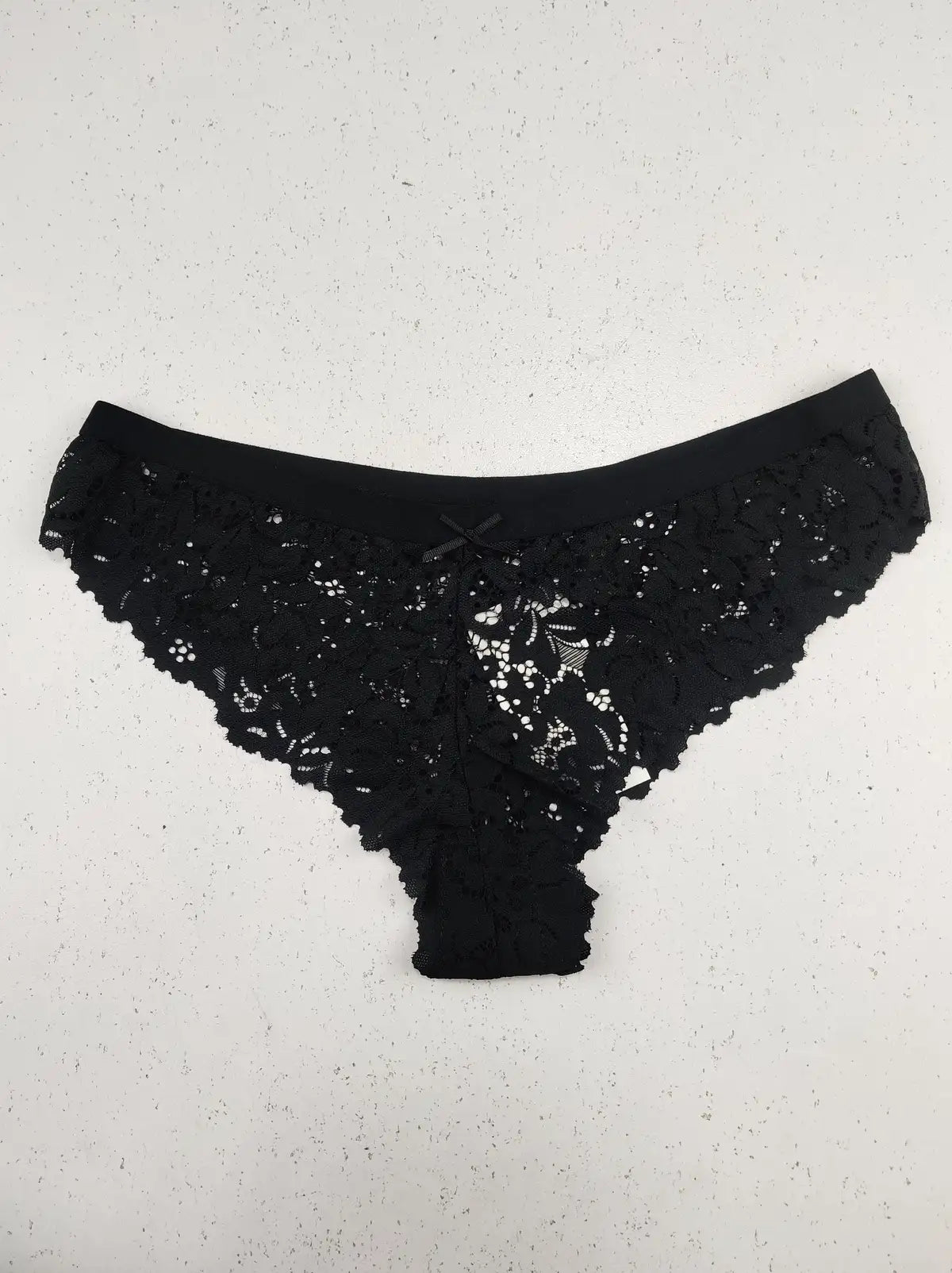Buy online pre-used pre-loved 100% authentic & Original branded Unknown Brand (PU-458) available in Pakistan. Top international brands avilable.