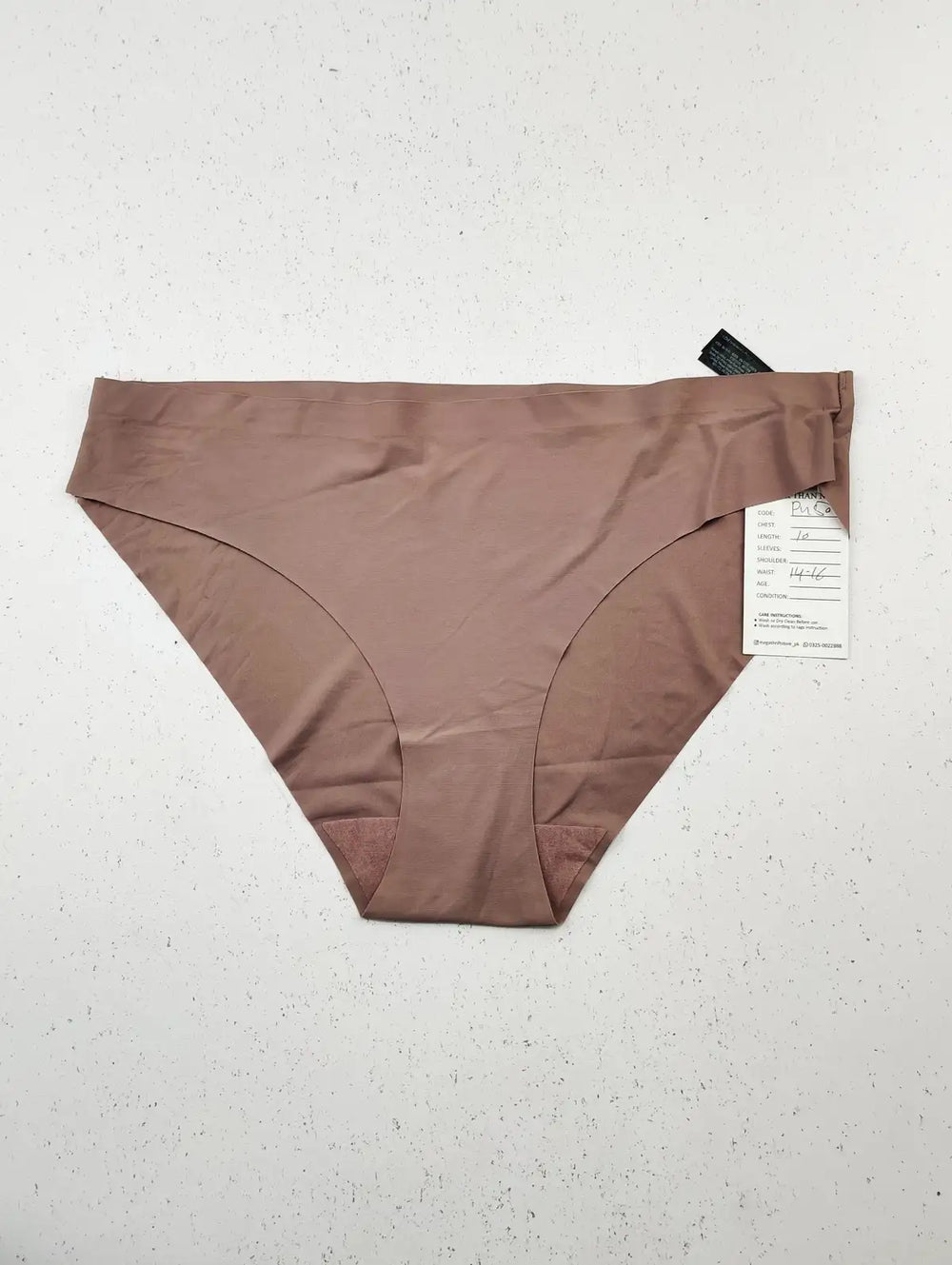 Buy online pre-used pre-loved 100% authentic & Original branded Primark (PU-50) available in Pakistan. Top international brands avilable.