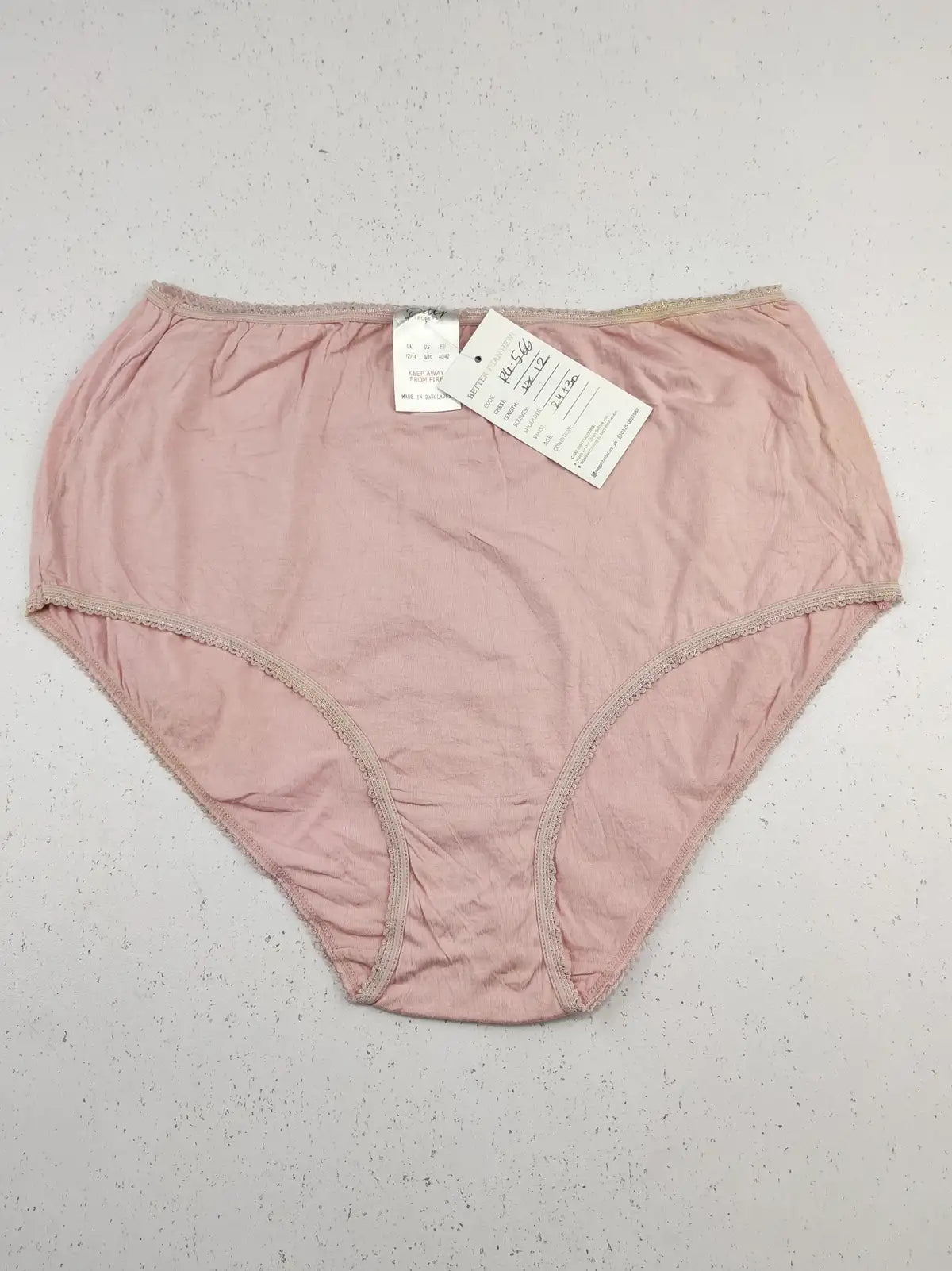 Buy online pre-used pre-loved 100% authentic & Original branded Pretty Secret (PU-566) available in Pakistan. Top international brands avilable.