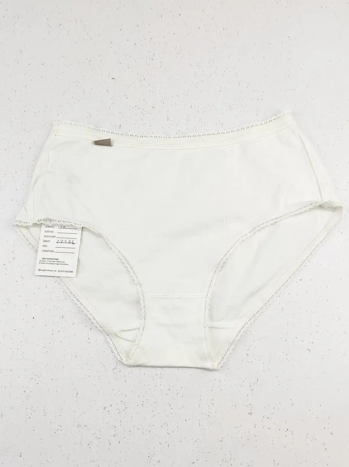 Buy online pre-used pre-loved 100% authentic & Original branded Playtex (PU-569) available in Pakistan. Top international brands avilable.