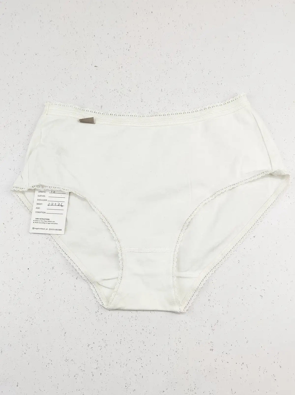 Buy online pre-used pre-loved 100% authentic & Original branded Playtex (PU-569) available in Pakistan. Top international brands avilable.