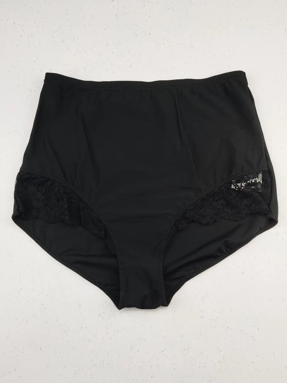 Buy online pre-used pre-loved 100% authentic & Original branded Unknown Brand (PU-574) available in Pakistan. Top international brands avilable.