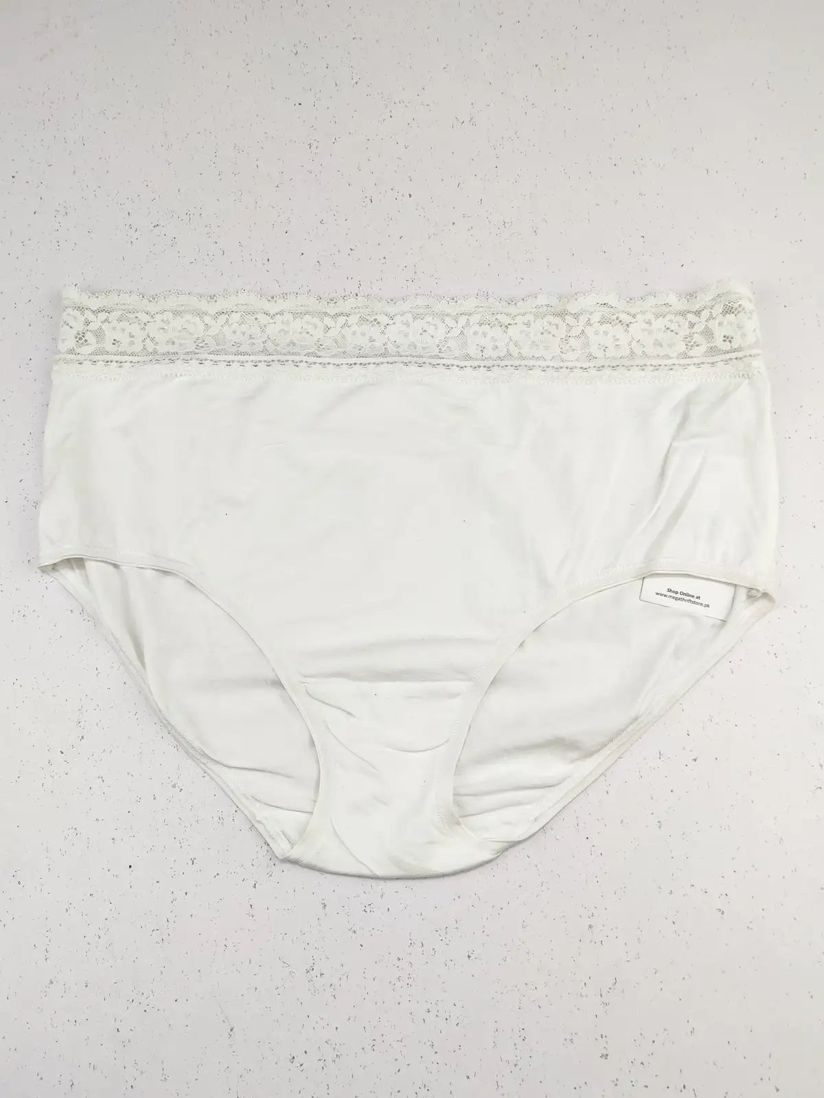 Buy online pre-used pre-loved 100% authentic & Original branded Marks & Spencer (PU-632) available in Pakistan. Top international brands avilable.