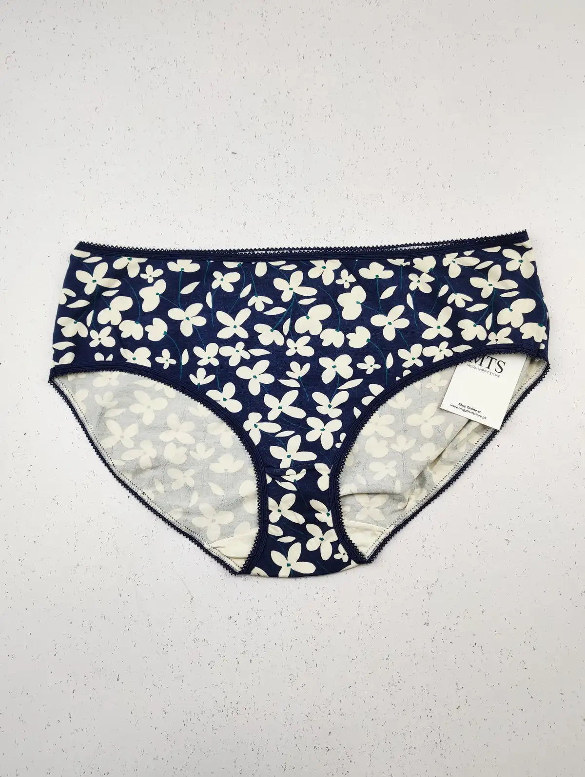 Buy online pre-used pre-loved 100% authentic & Original branded George (PU-66) available in Pakistan. Top international brands avilable.