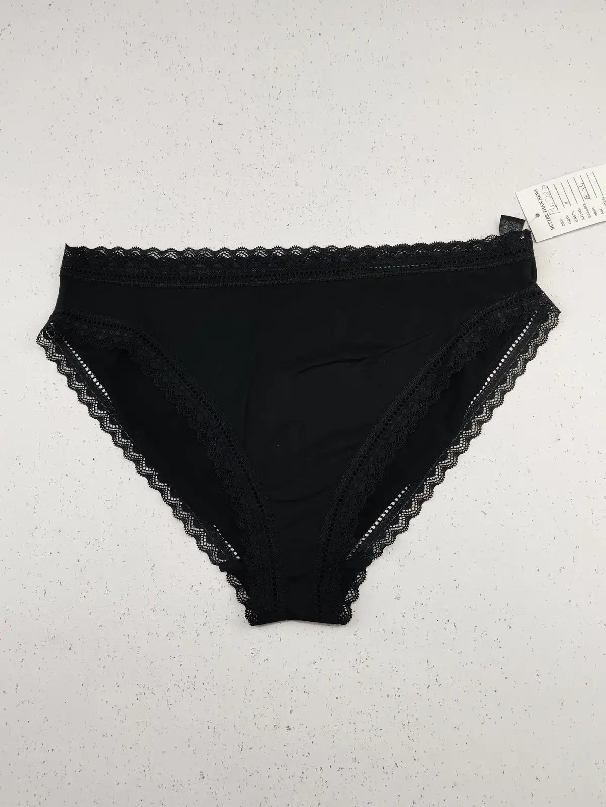Buy online pre-used pre-loved 100% authentic & Original branded Marks & Spencer (PU-722) available in Pakistan. Top international brands avilable.