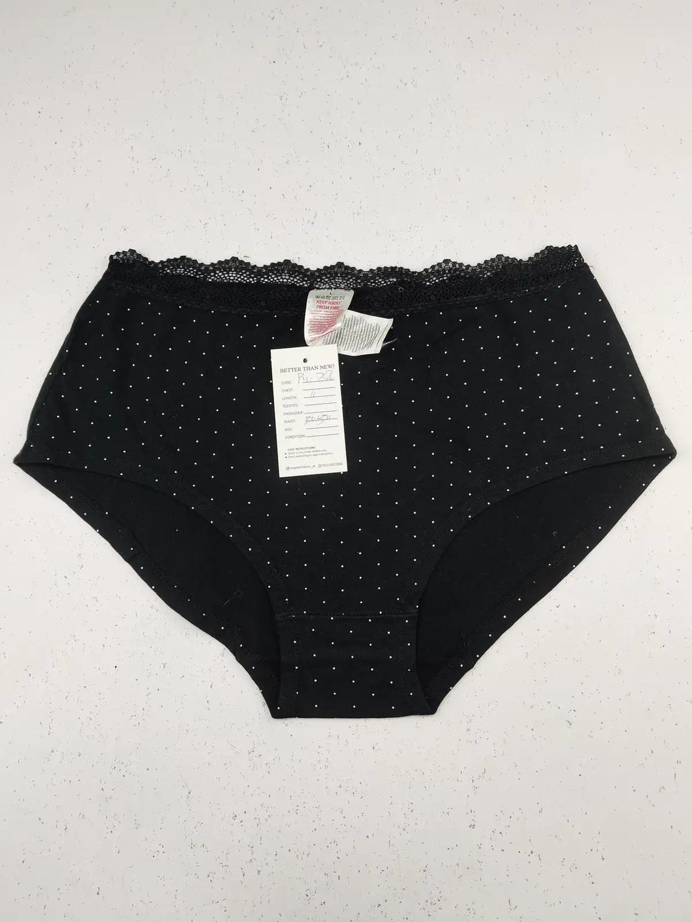 Buy online pre-used pre-loved 100% authentic & Original branded Unknown Brand (PU-756) available in Pakistan. Top international brands avilable.