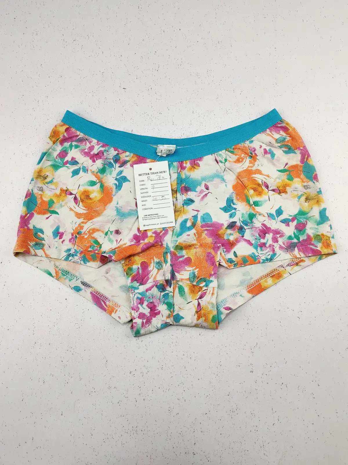 Buy online pre-used pre-loved 100% authentic & Original branded Unknown Brand (PU-760) available in Pakistan. Top international brands avilable.