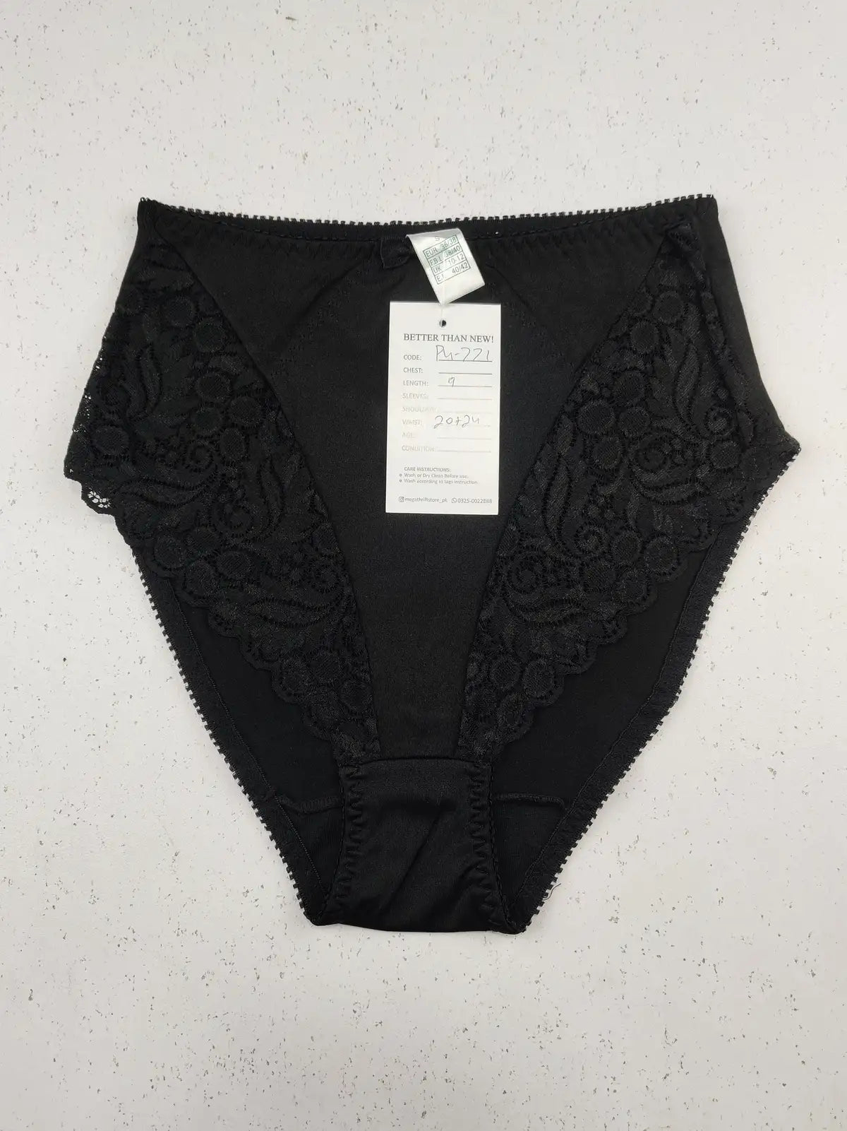 Buy online pre-used pre-loved 100% authentic & Original branded Canda (PU-771) available in Pakistan. Top international brands avilable.