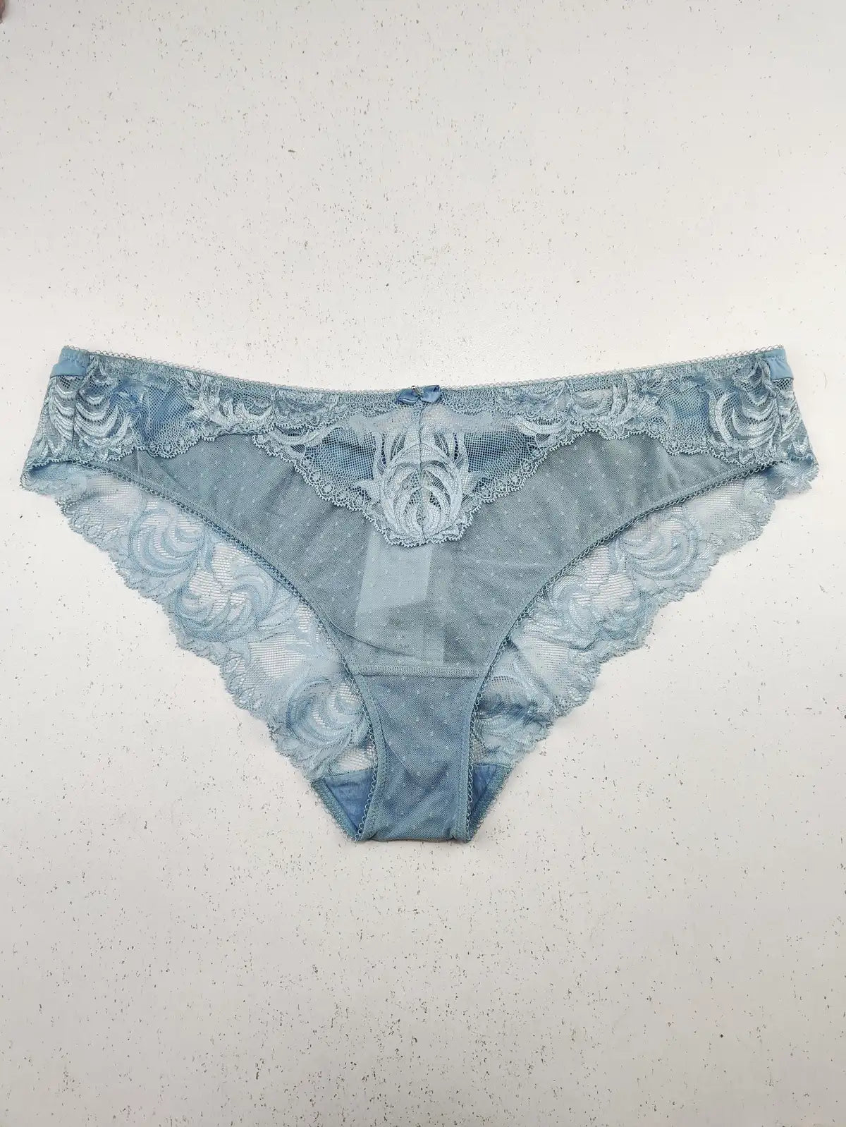 Buy online pre-used pre-loved 100% authentic & Original branded Marks & Spencer (PU-773) available in Pakistan. Top international brands avilable.