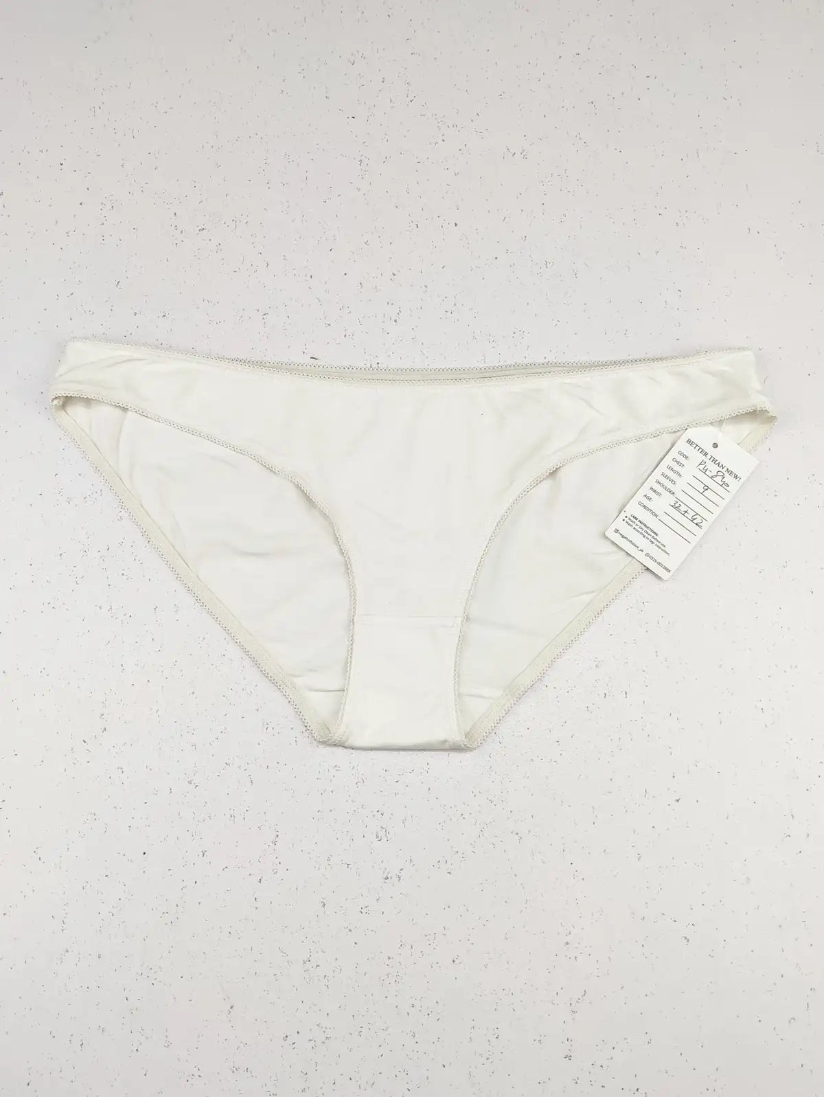 Buy online pre-used pre-loved 100% authentic & Original branded Tu (PU-840) available in Pakistan. Top international brands avilable.