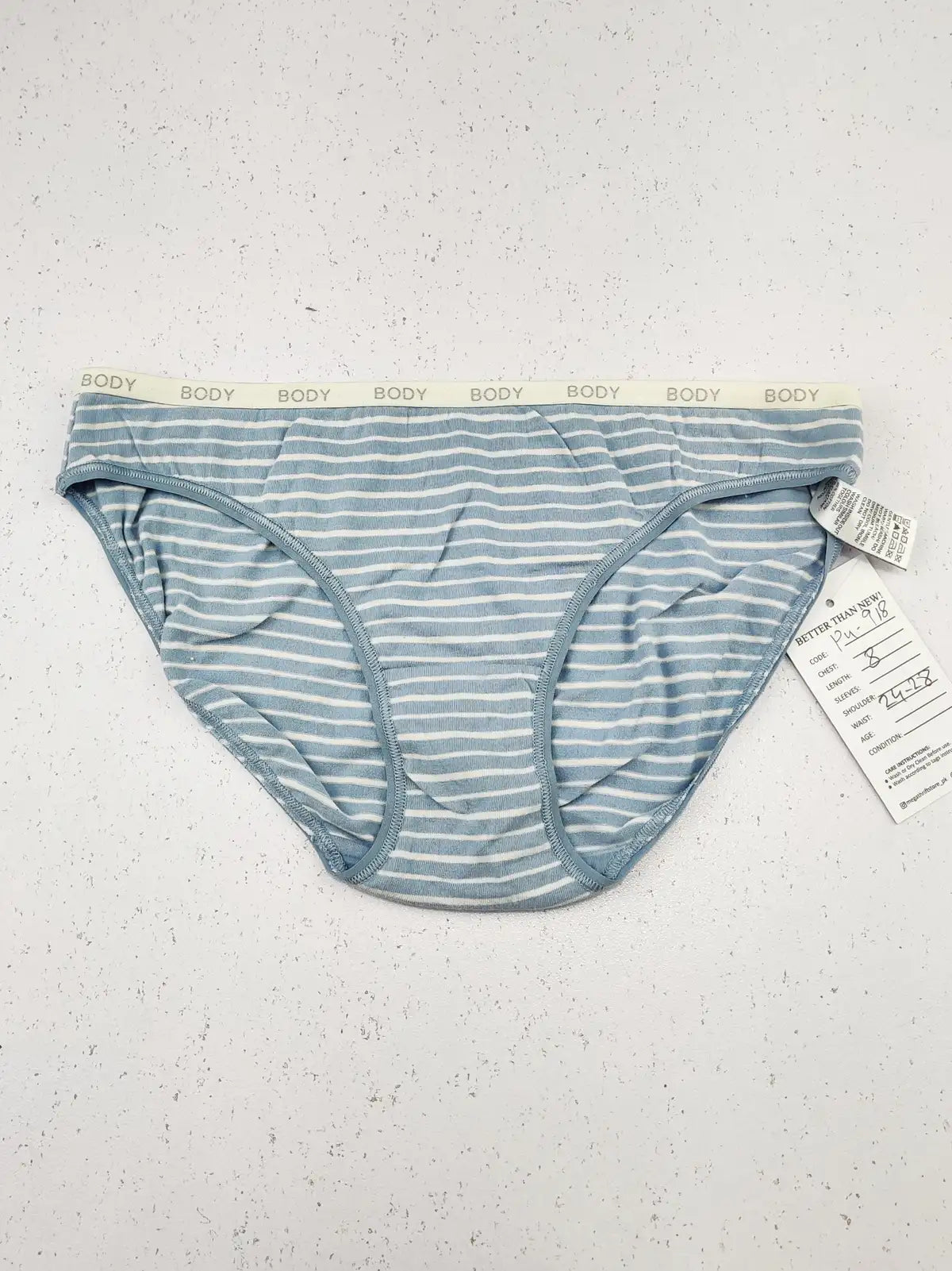 Buy online pre-used pre-loved 100% authentic & Original branded Marks & Spencer (PU-918) available in Pakistan. Top international brands avilable.