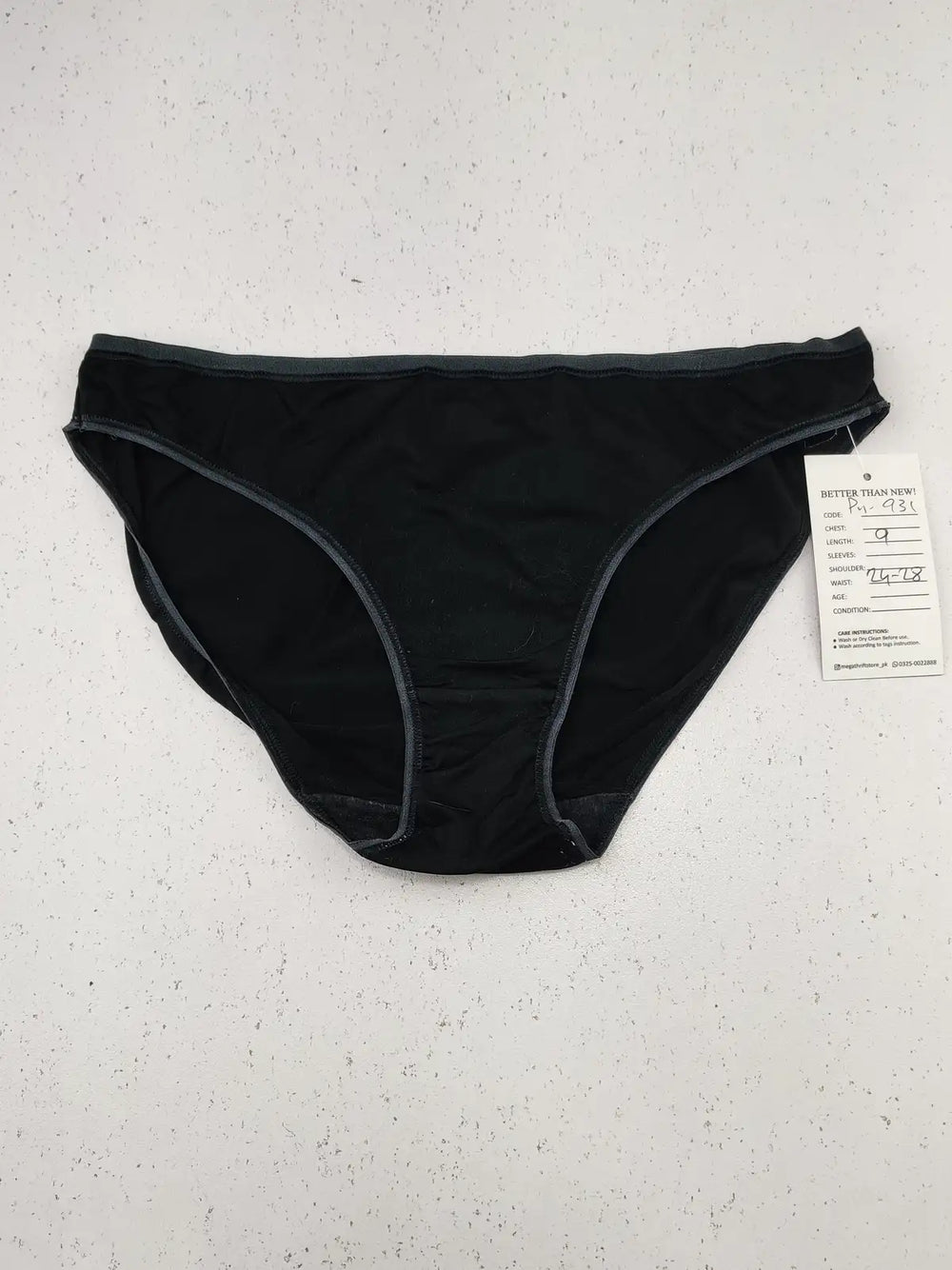 Buy online pre-used pre-loved 100% authentic & Original branded Marks & Spencer (PU-931) available in Pakistan. Top international brands avilable.
