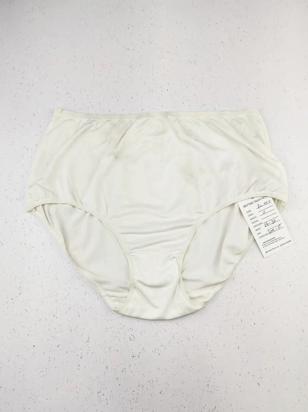 Buy online pre-used pre-loved 100% authentic & Original branded F&F (PU-977) available in Pakistan. Top international brands avilable.