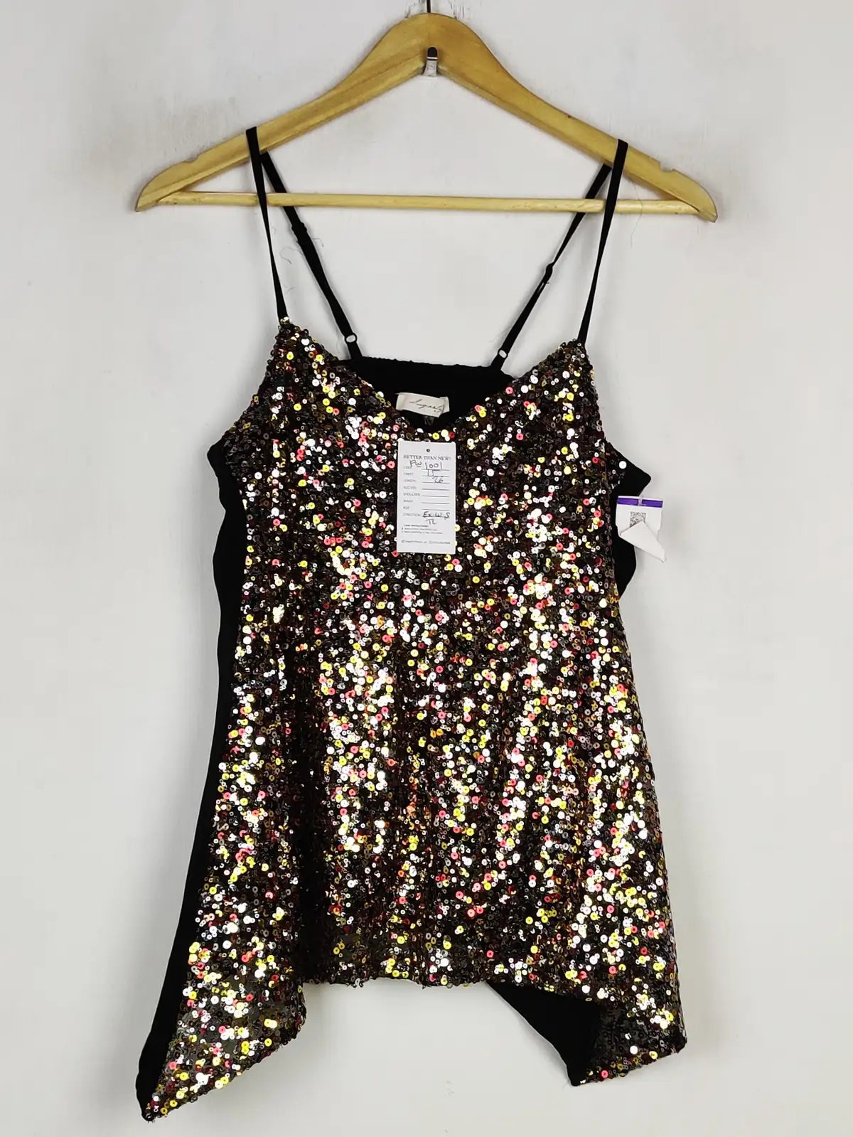 Buy online pre-used pre-loved 100% authentic & Original branded Unknown Brand (PW-1001) available in Pakistan. Top international brands avilable.