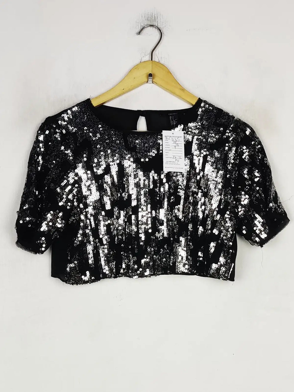 Buy online pre-used pre-loved 100% authentic & Original branded Forever21 (PW-1135) available in Pakistan. Top international brands avilable.