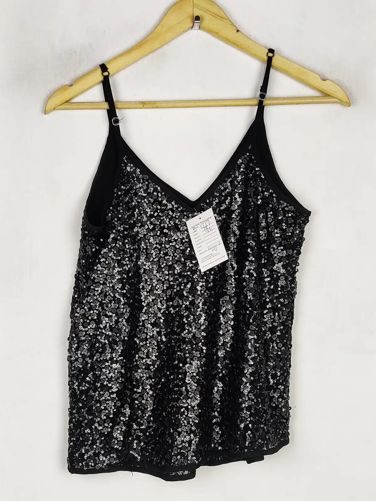 Buy online pre-used pre-loved 100% authentic & Original branded Abercrombie (PW-1217) available in Pakistan. Top international brands avilable.