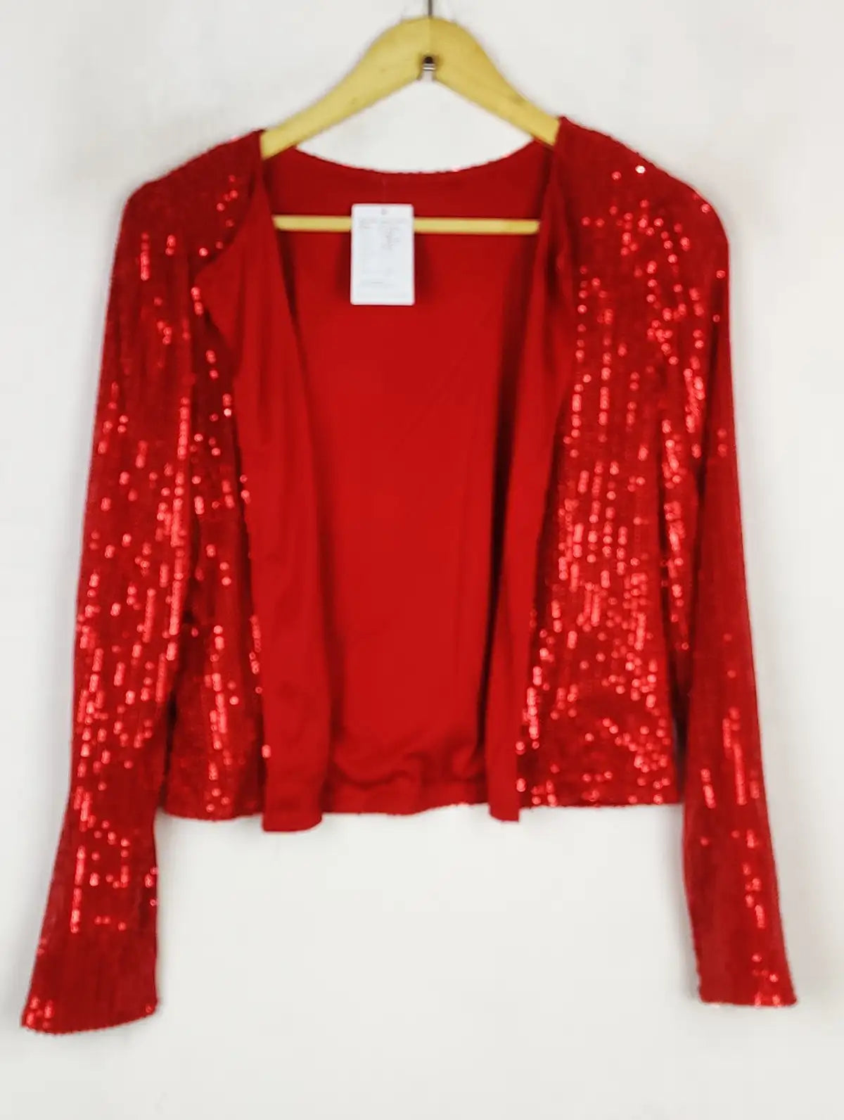 Buy online pre-used pre-loved 100% authentic & Original branded Unknown Brand (PW-1235) available in Pakistan. Top international brands avilable.