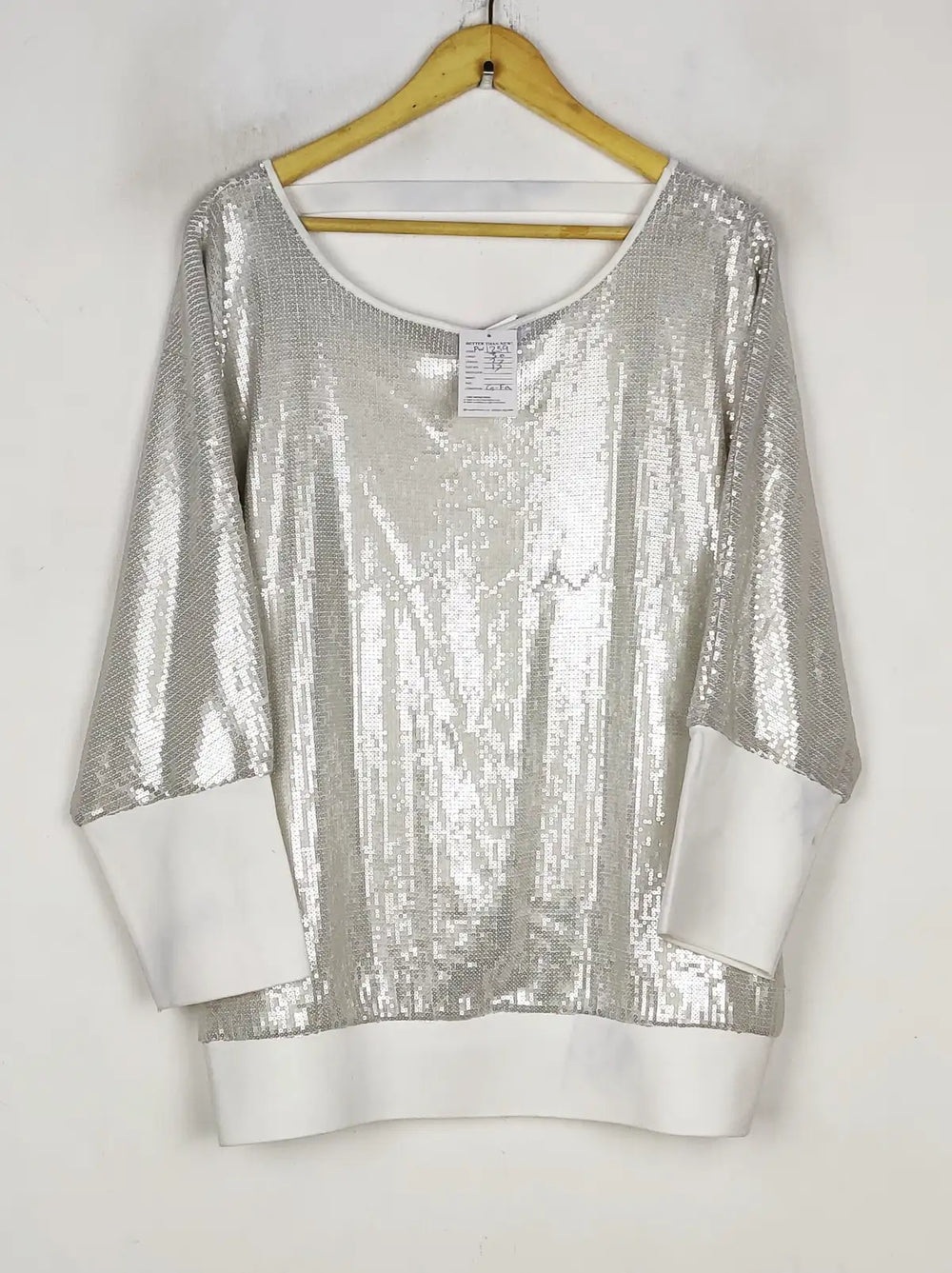 Buy online pre-used pre-loved 100% authentic & Original branded Skinny Girl (PW-1239) available in Pakistan. Top international brands avilable.