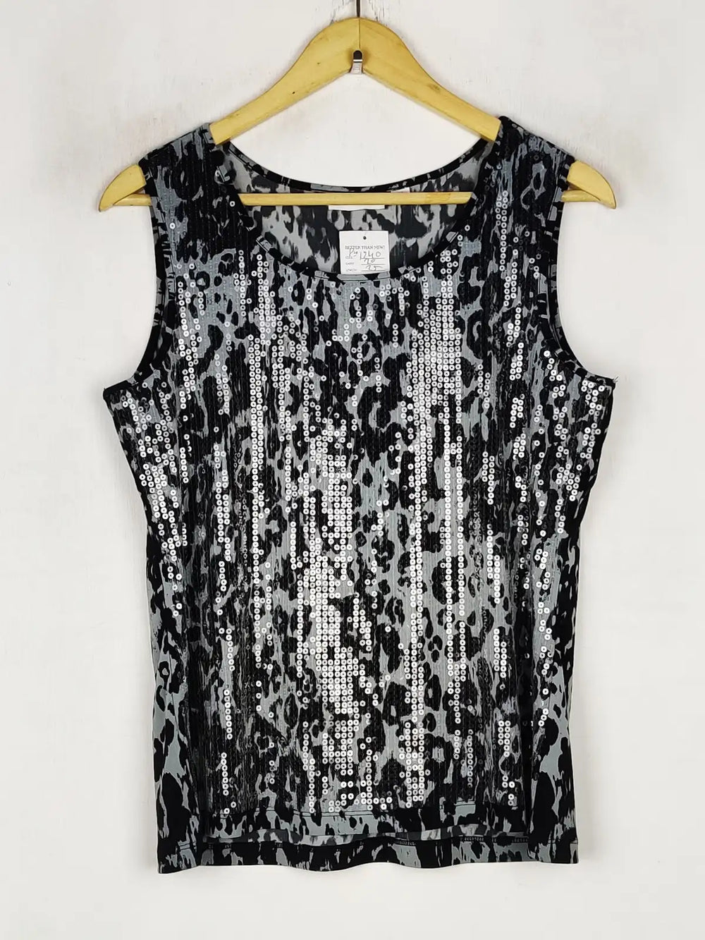 Buy online pre-used pre-loved 100% authentic & Original branded Joan Rivers (PW-1240) available in Pakistan. Top international brands avilable.
