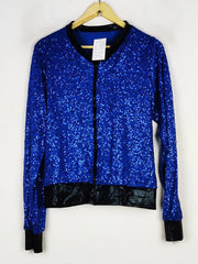 Buy online pre-used pre-loved 100% authentic & Original branded Curtain Call (PW-1305) available in Pakistan. Top international brands avilable.