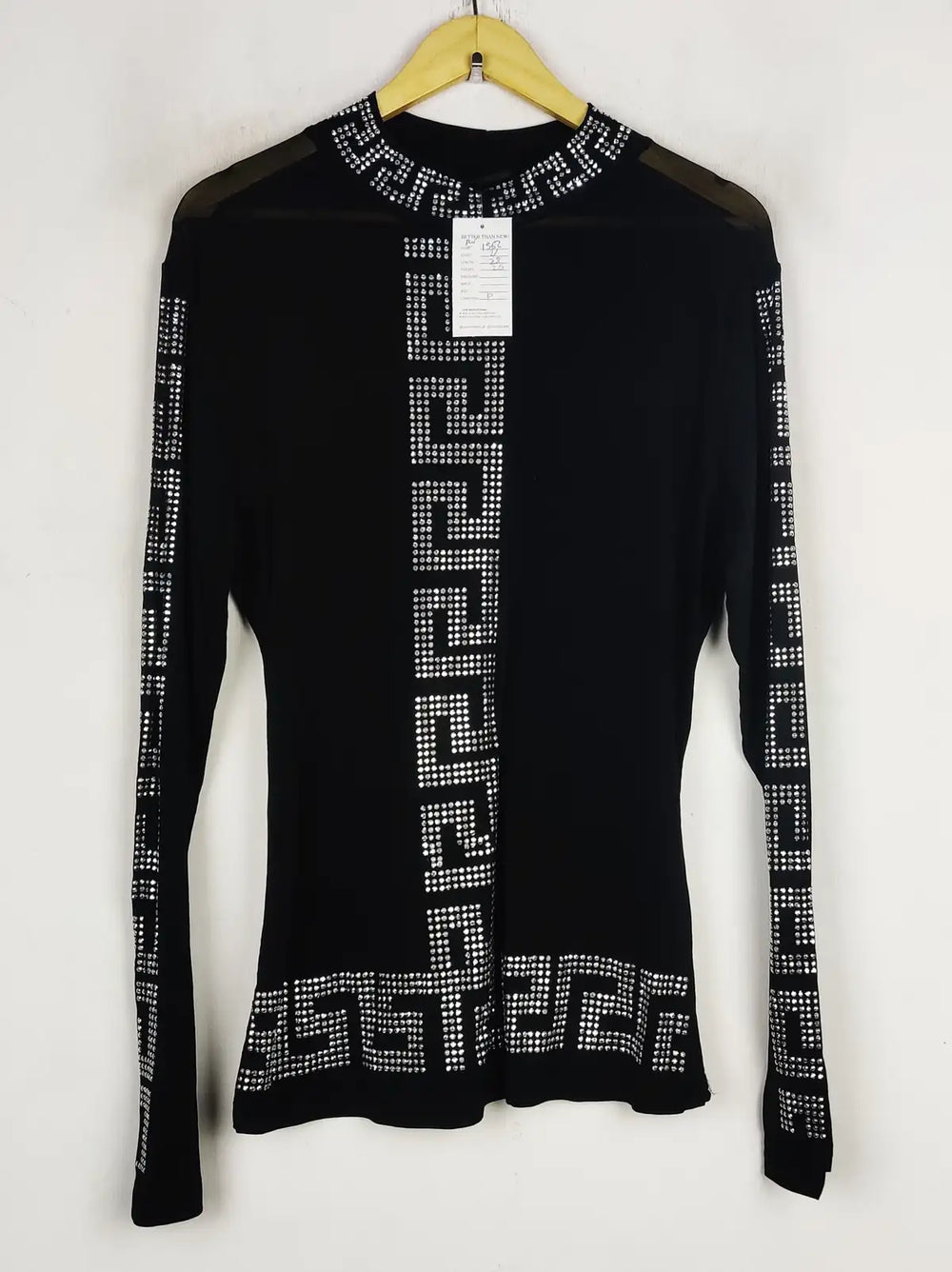 Buy online pre-used pre-loved 100% authentic & Original branded Unknown Brand (PW-1362) available in Pakistan. Top international brands avilable.