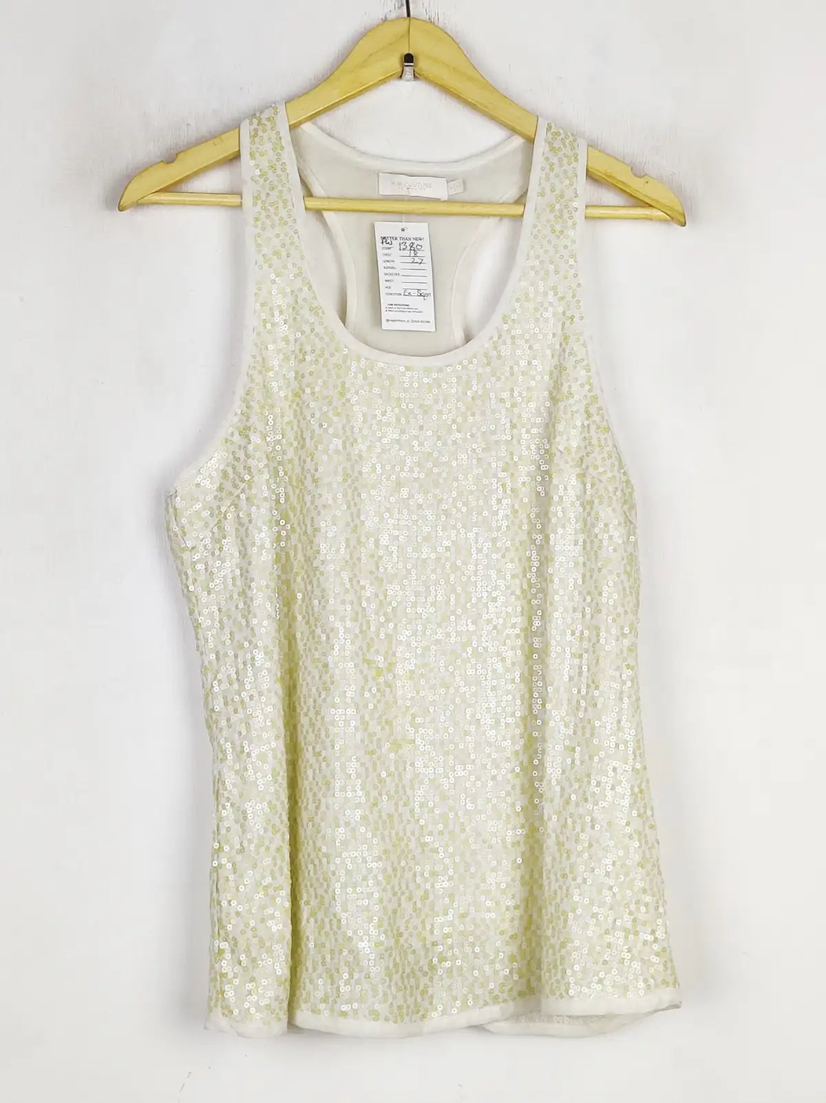Buy online pre-used pre-loved 100% authentic & Original branded Mm Couture (PW-1380) available in Pakistan. Top international brands avilable.
