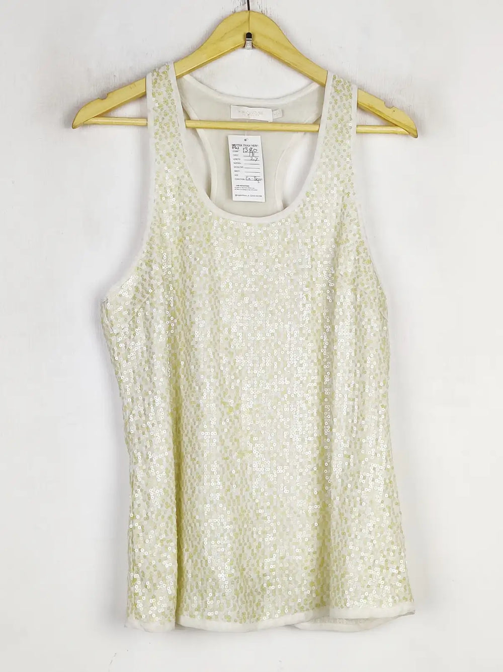 Buy online pre-used pre-loved 100% authentic & Original branded Mm Couture (PW-1380) available in Pakistan. Top international brands avilable.