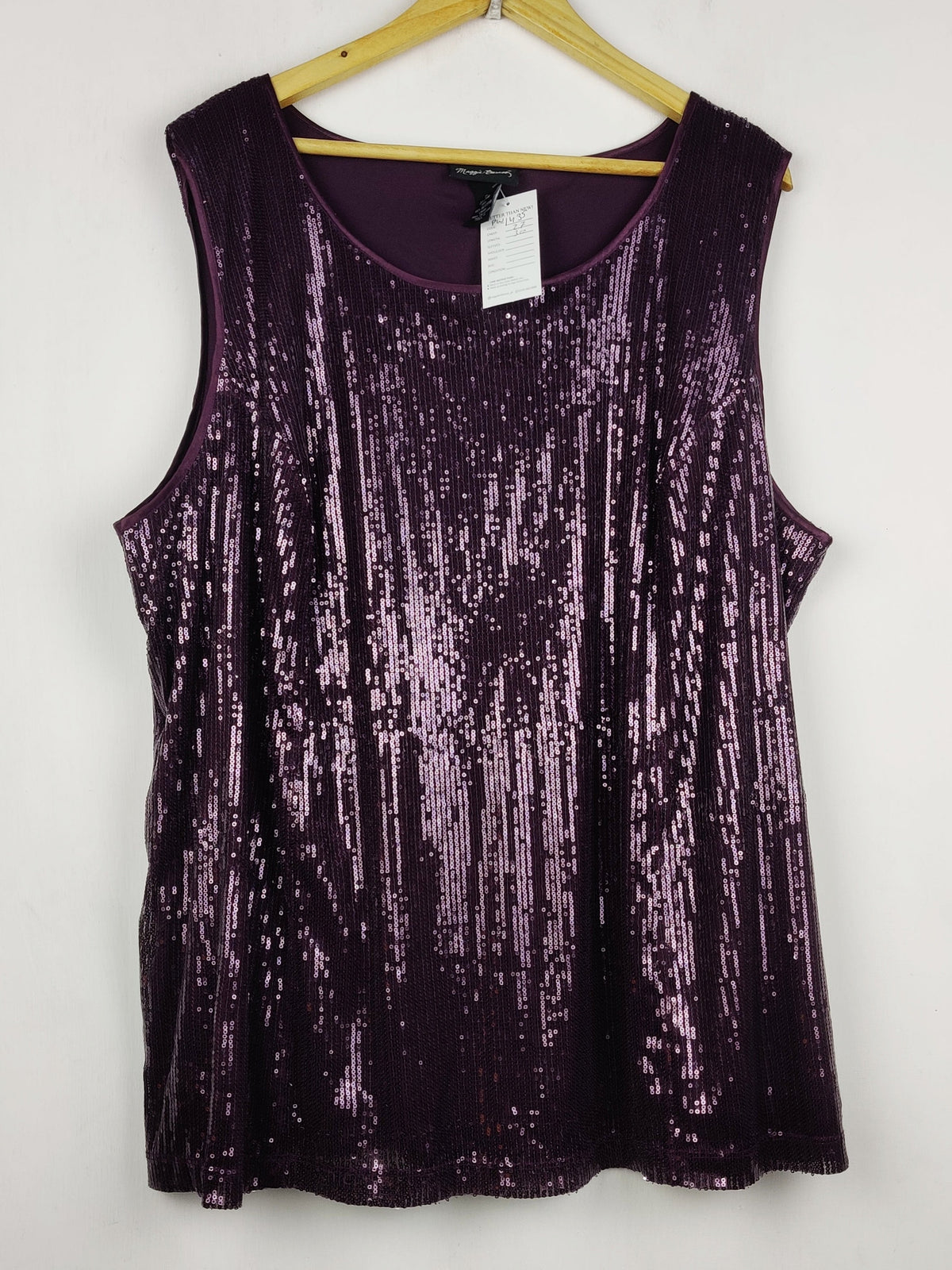 Buy online pre-used pre-loved 100% authentic & Original branded Maggie Barnes (PW-1435) available in Pakistan. Top international brands avilable.