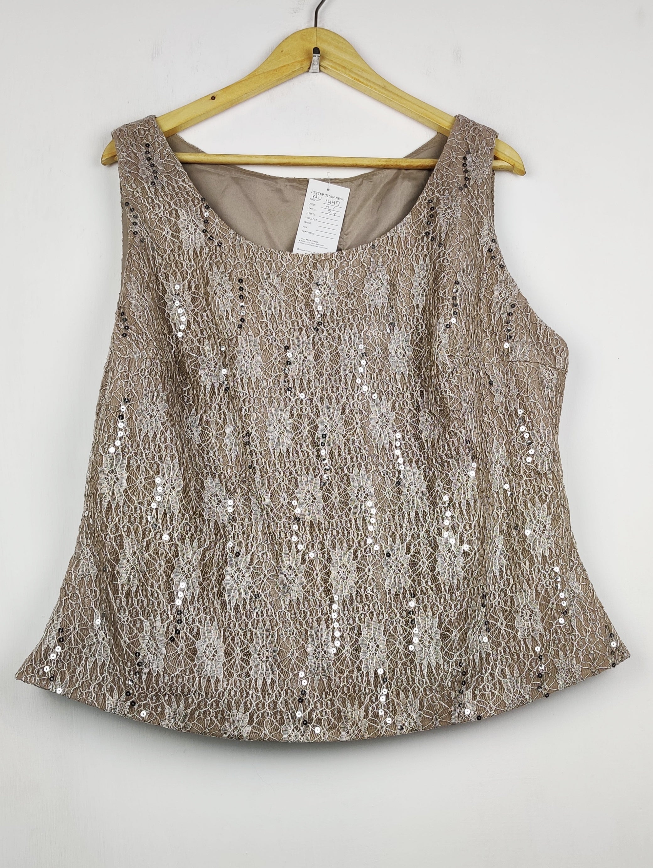 Buy online pre-used pre-loved 100% authentic & Original branded Unknown Brand (PW-1447) available in Pakistan. Top international brands avilable.