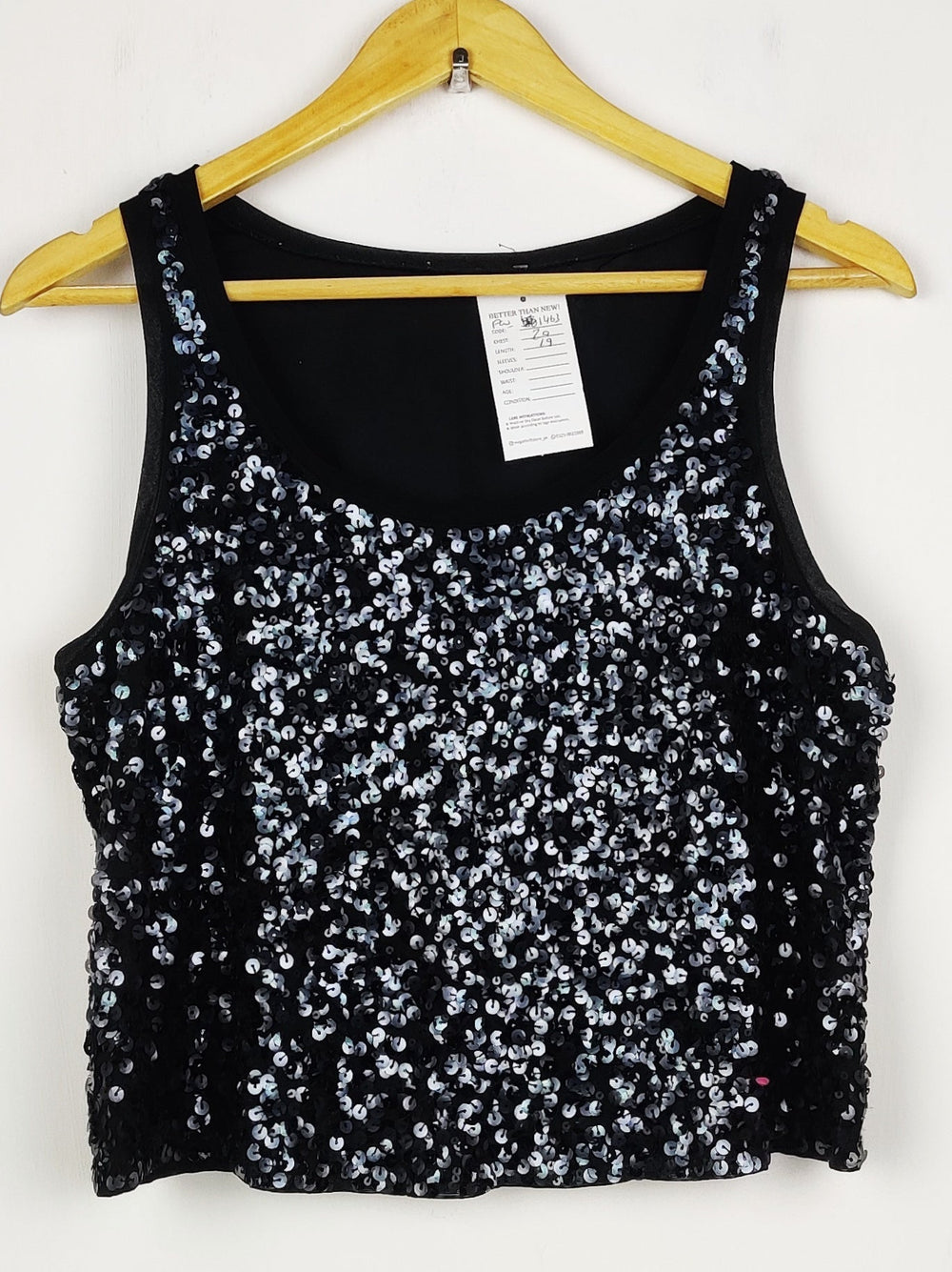 Buy online pre-used pre-loved 100% authentic & Original branded Unknown Brand (PW-1463) available in Pakistan. Top international brands avilable.