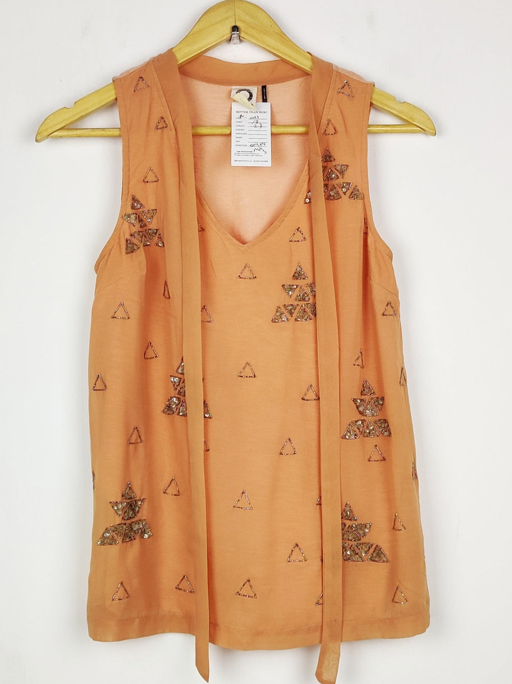 Buy online pre-used pre-loved 100% authentic & Original branded Akemi (PW-1493) available in Pakistan. Top international brands avilable.