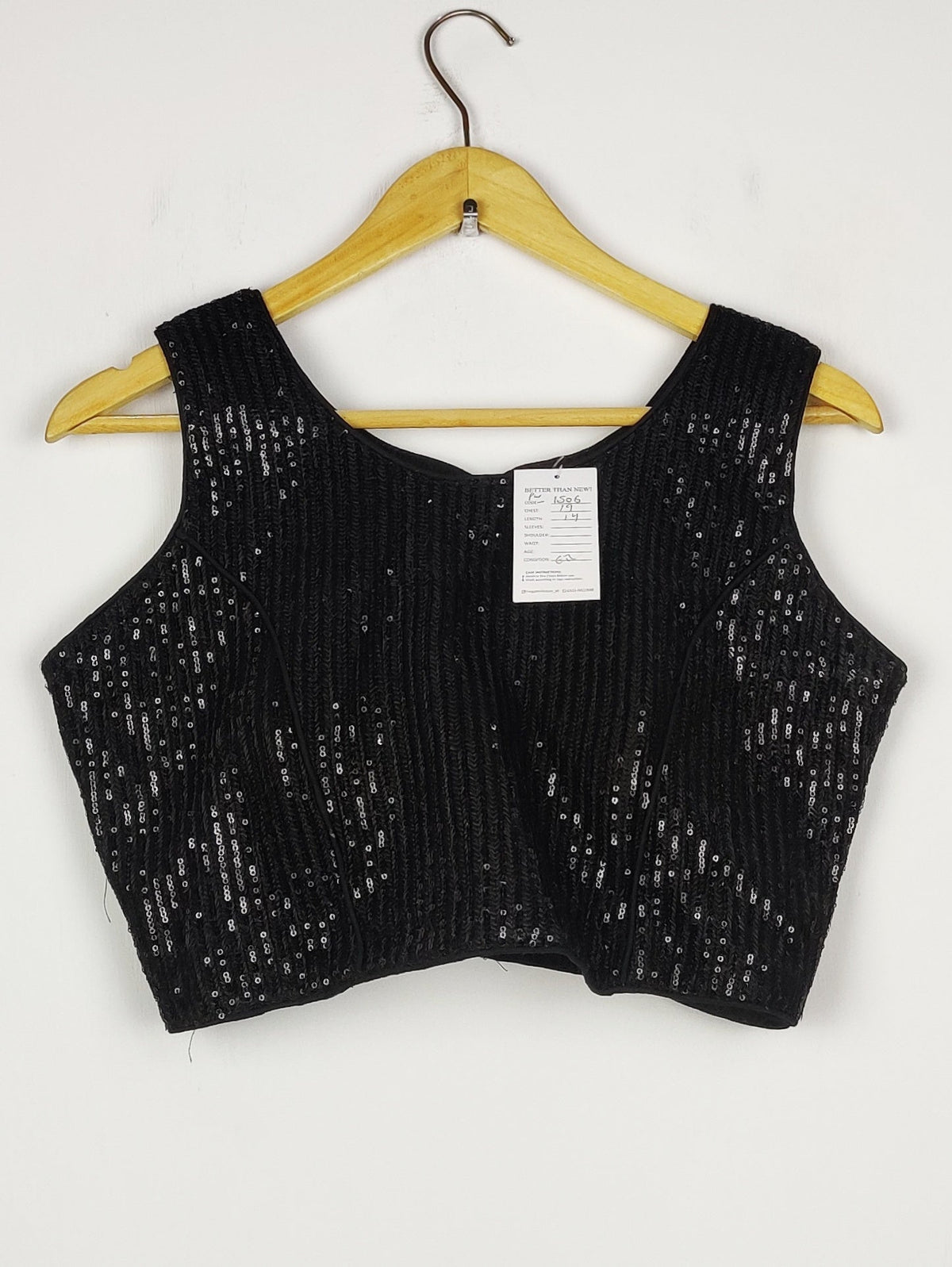 Buy online pre-used pre-loved 100% authentic & Original branded Unknown Brand (PW-1506) available in Pakistan. Top international brands avilable.