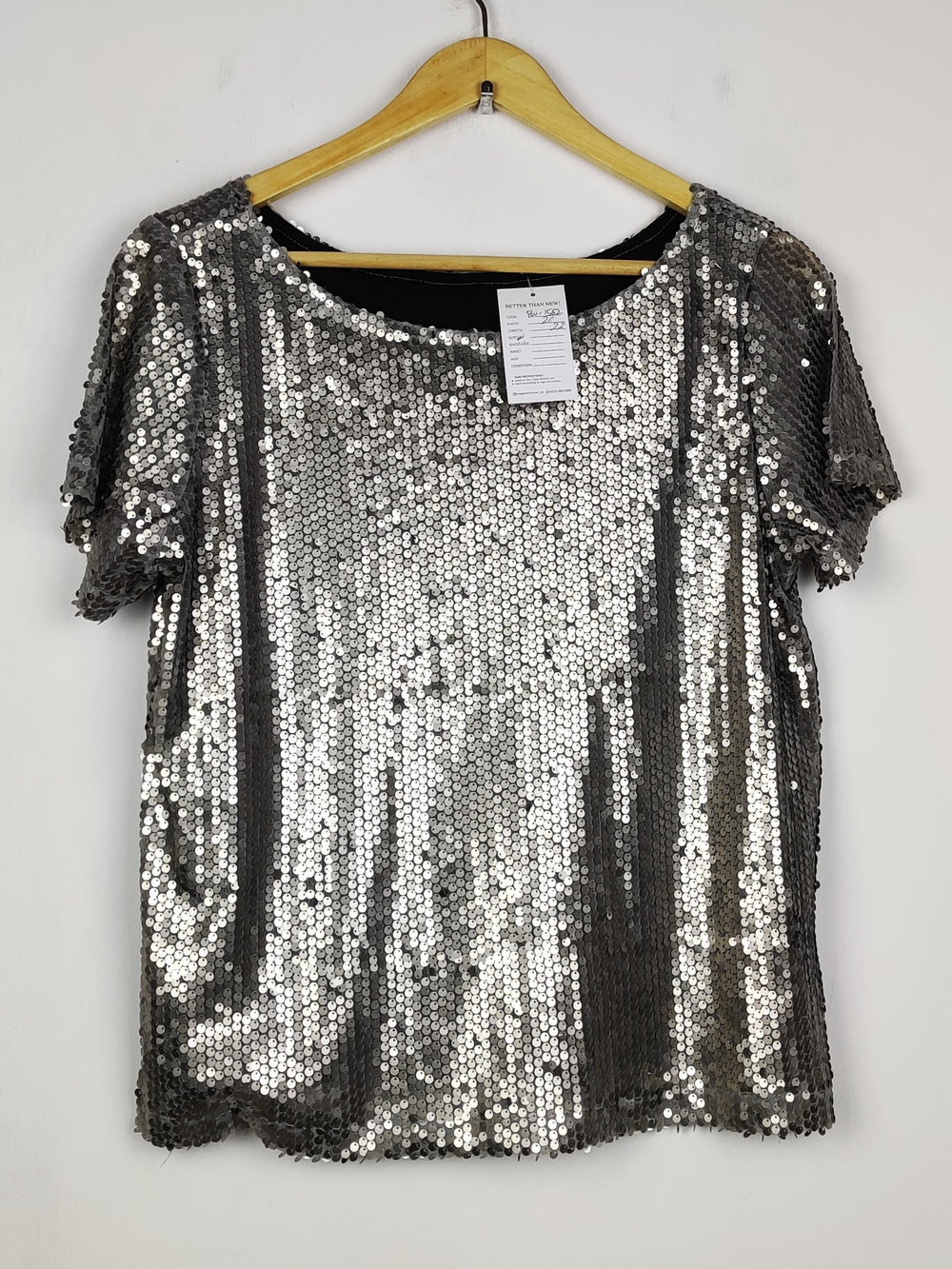 Buy online pre-used pre-loved 100% authentic & Original branded Unknown Brand (PW-1562) available in Pakistan. Top international brands avilable.