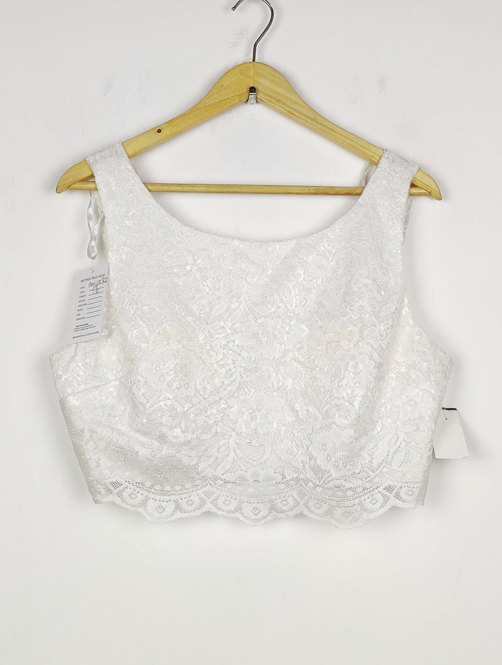 Buy online pre-used pre-loved 100% authentic & Original branded Unknown Brand (PW-1572) available in Pakistan. Top international brands avilable.