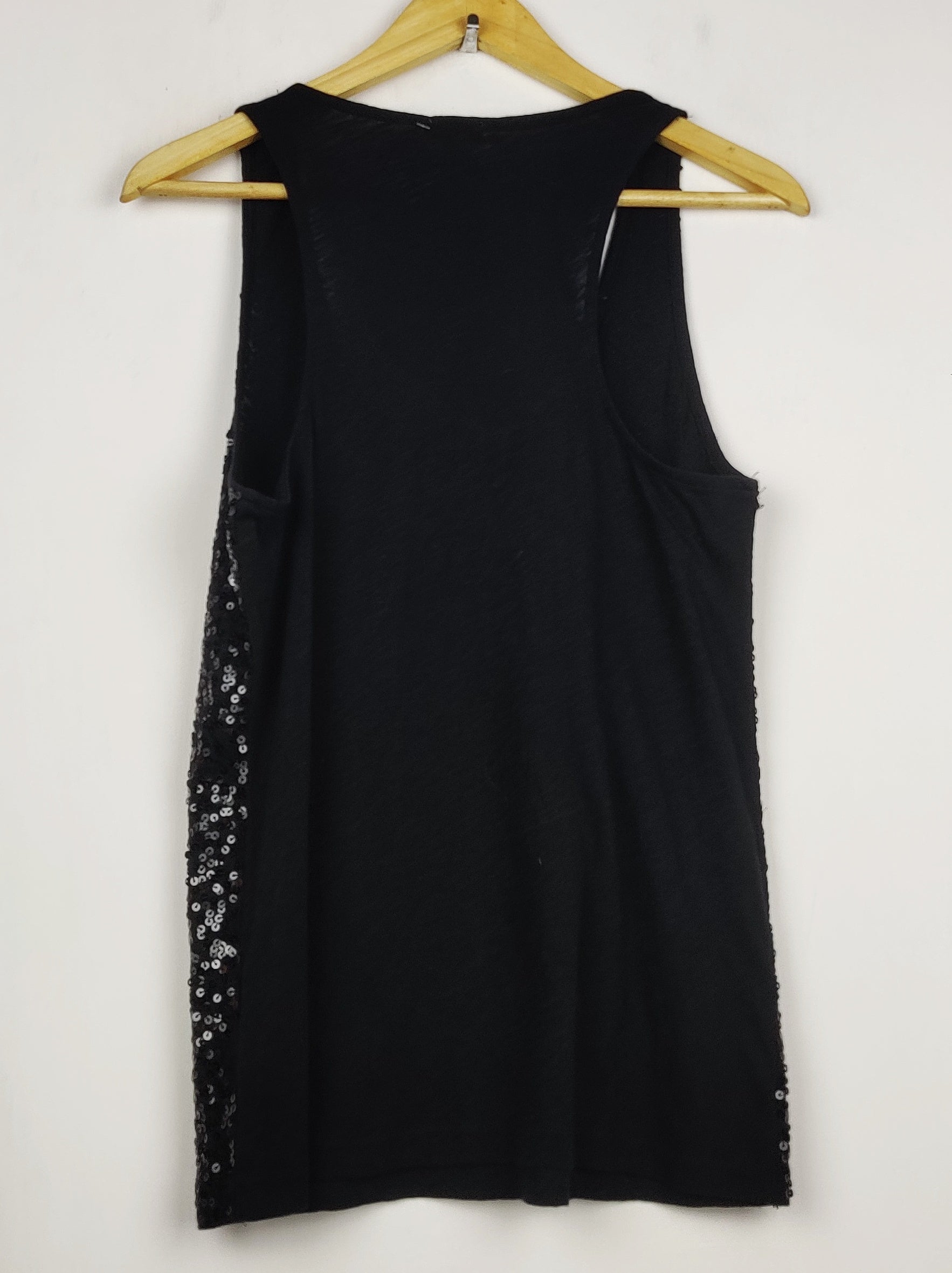 J. Crew (PW-1607)
