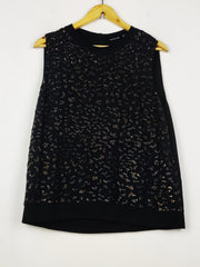 Buy online pre-used pre-loved 100% authentic & Original branded Elie Tahari (PW-1639) available in Pakistan. Top international brands avilable.