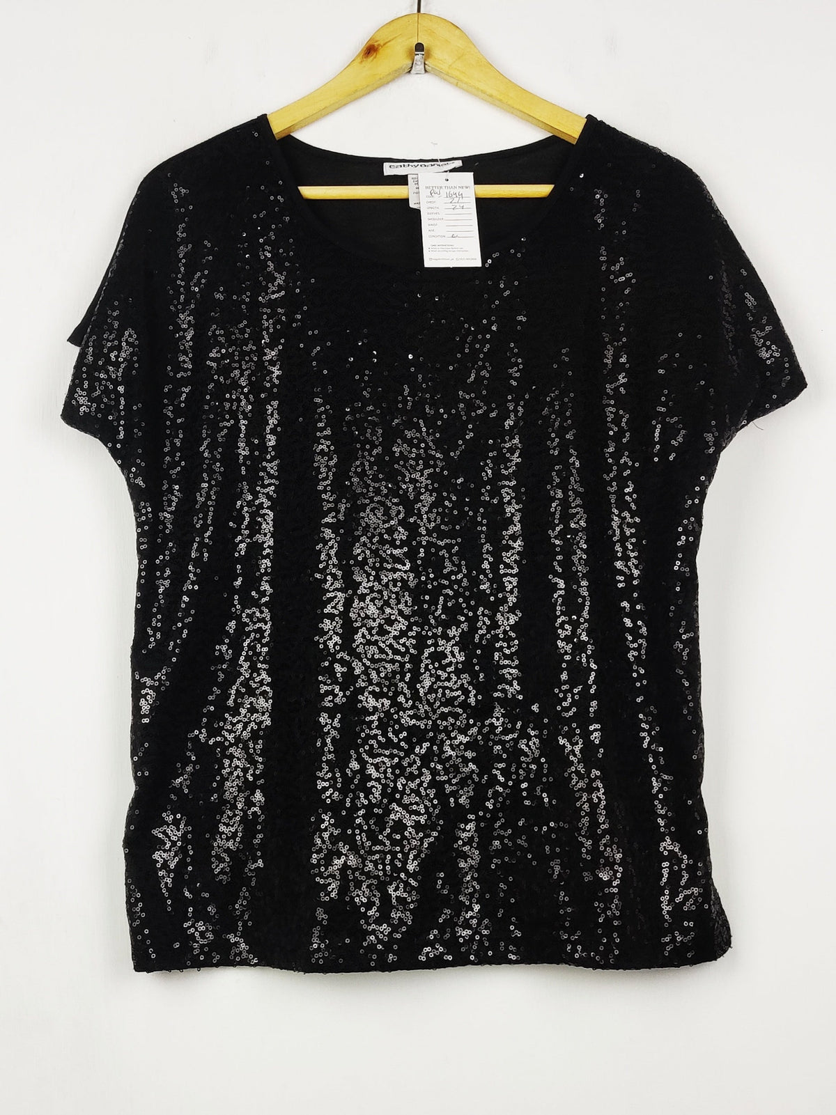Buy online pre-used pre-loved 100% authentic & Original branded Cathy Daniels (PW-1644) available in Pakistan. Top international brands avilable.