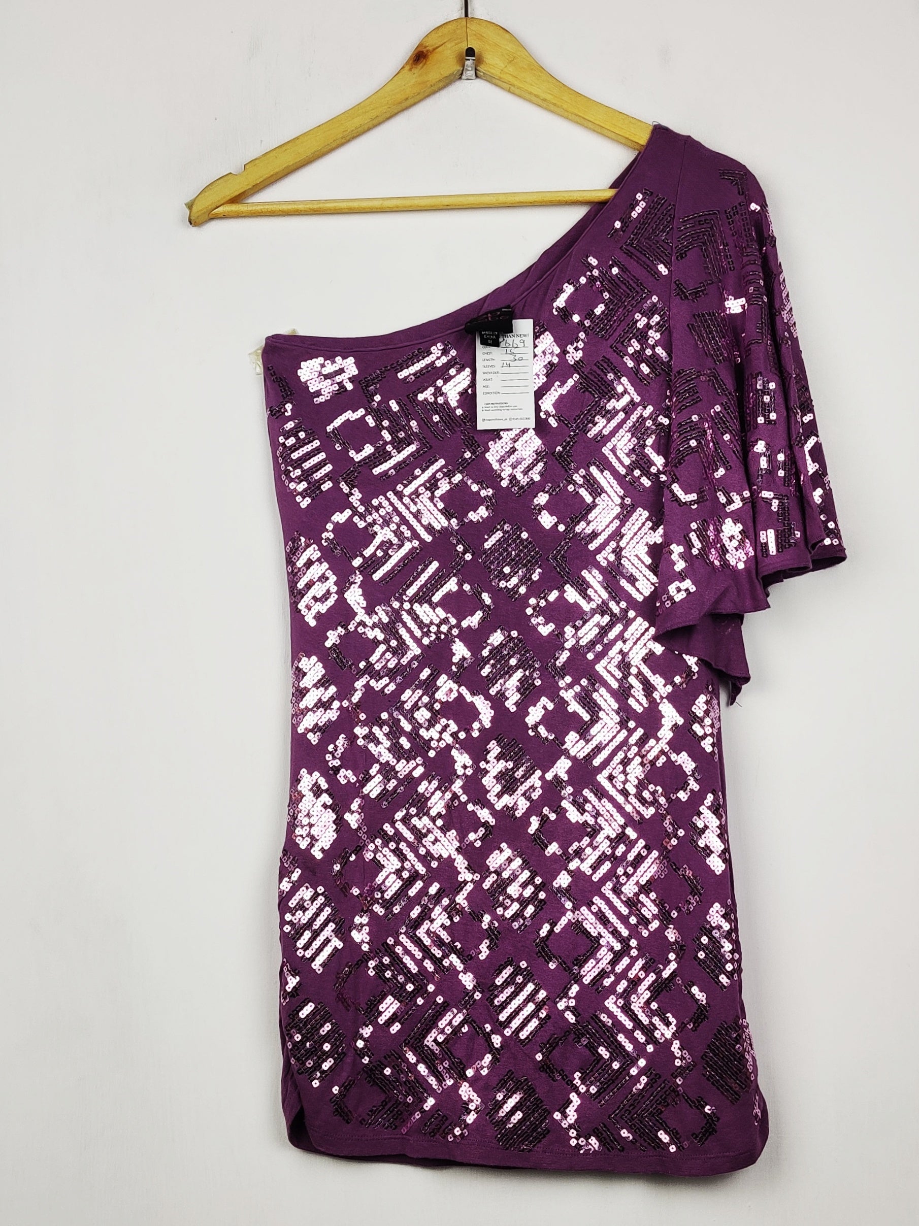 Buy online pre-used pre-loved 100% authentic & Original branded 2B Bebe (PW-1669) available in Pakistan. Top international brands avilable.