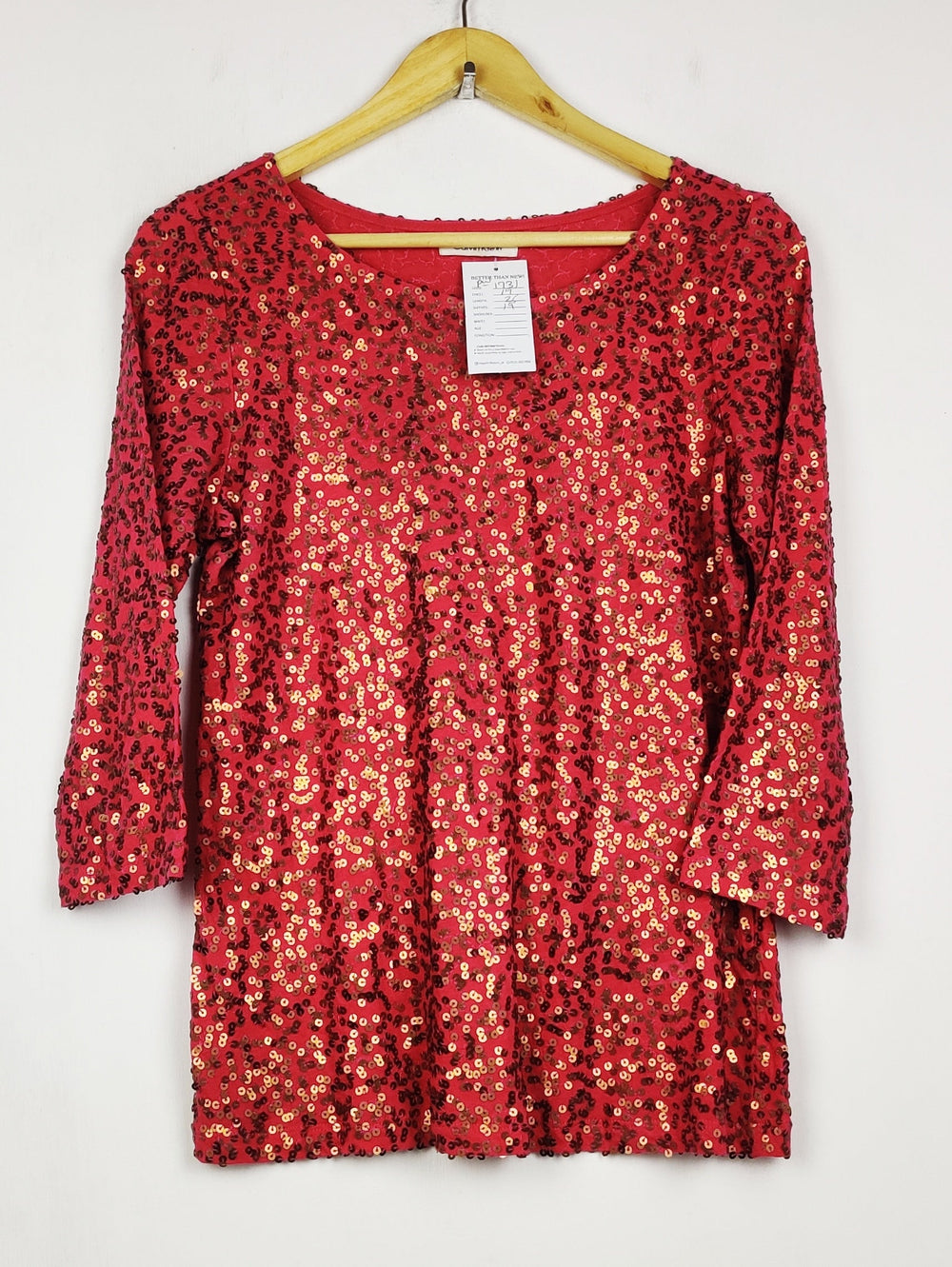 Buy online pre-used pre-loved 100% authentic & Original branded C.A.L.V.I.N. K.L.E.I.N (PW-1731) available in Pakistan. Top international brands avilable.