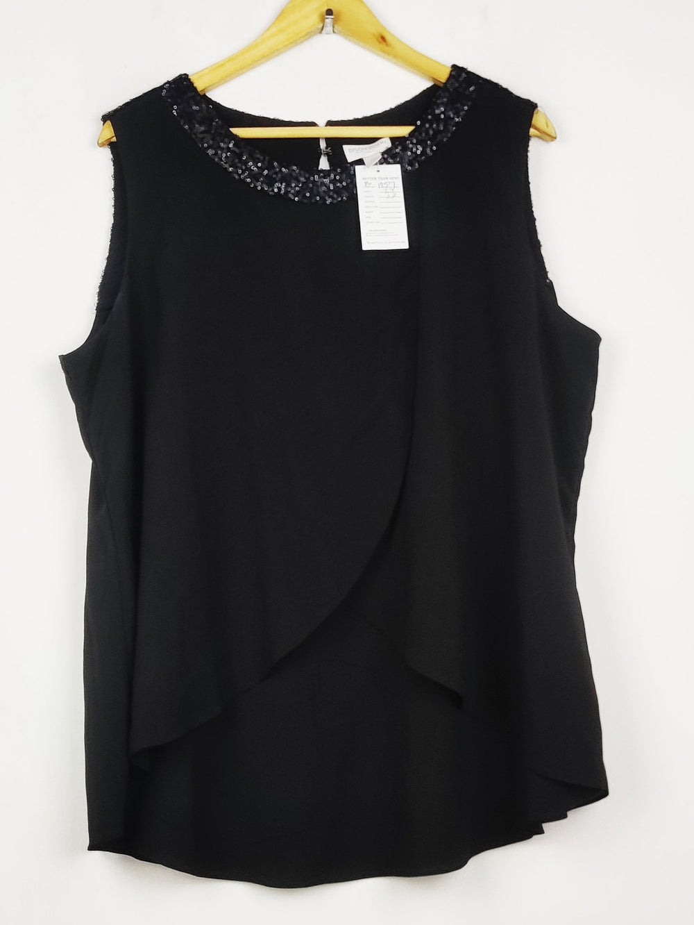 Buy online pre-used pre-loved 100% authentic & Original branded Bisou Bisou (PW-1757) available in Pakistan. Top international brands avilable.