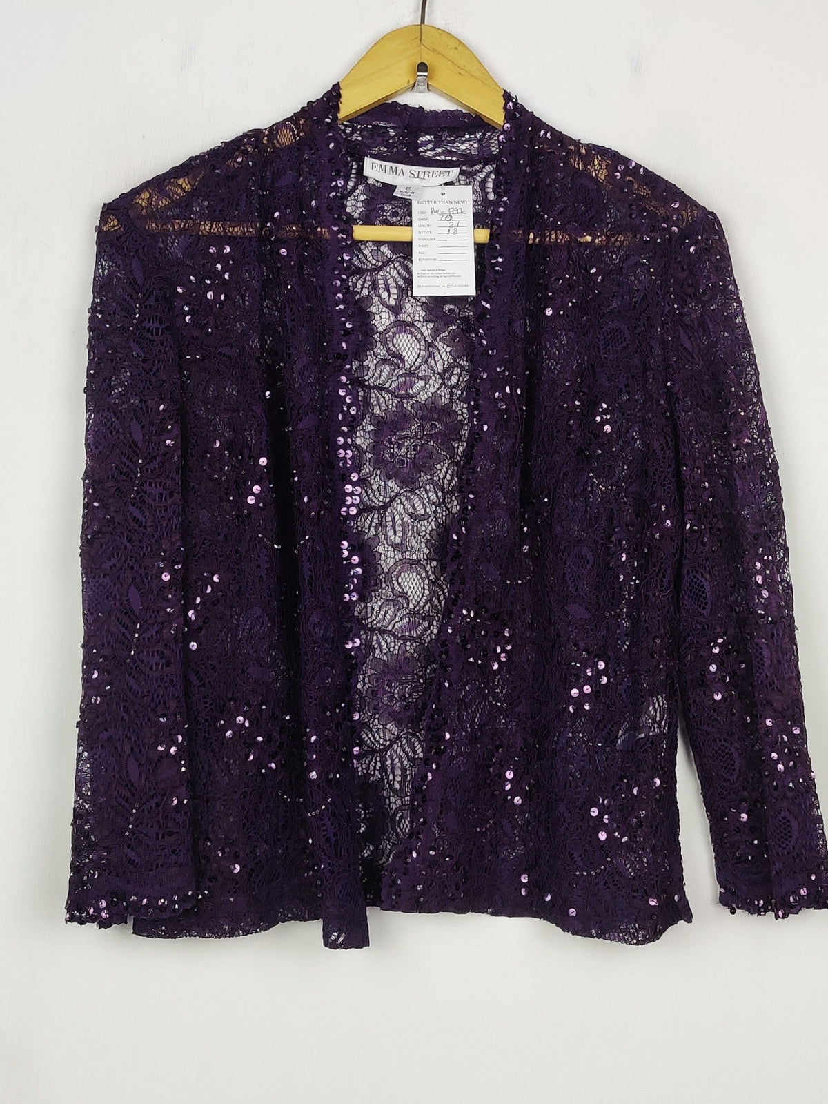 Buy online pre-used pre-loved 100% authentic & Original branded Emma Street (PW-1797) available in Pakistan. Top international brands avilable.